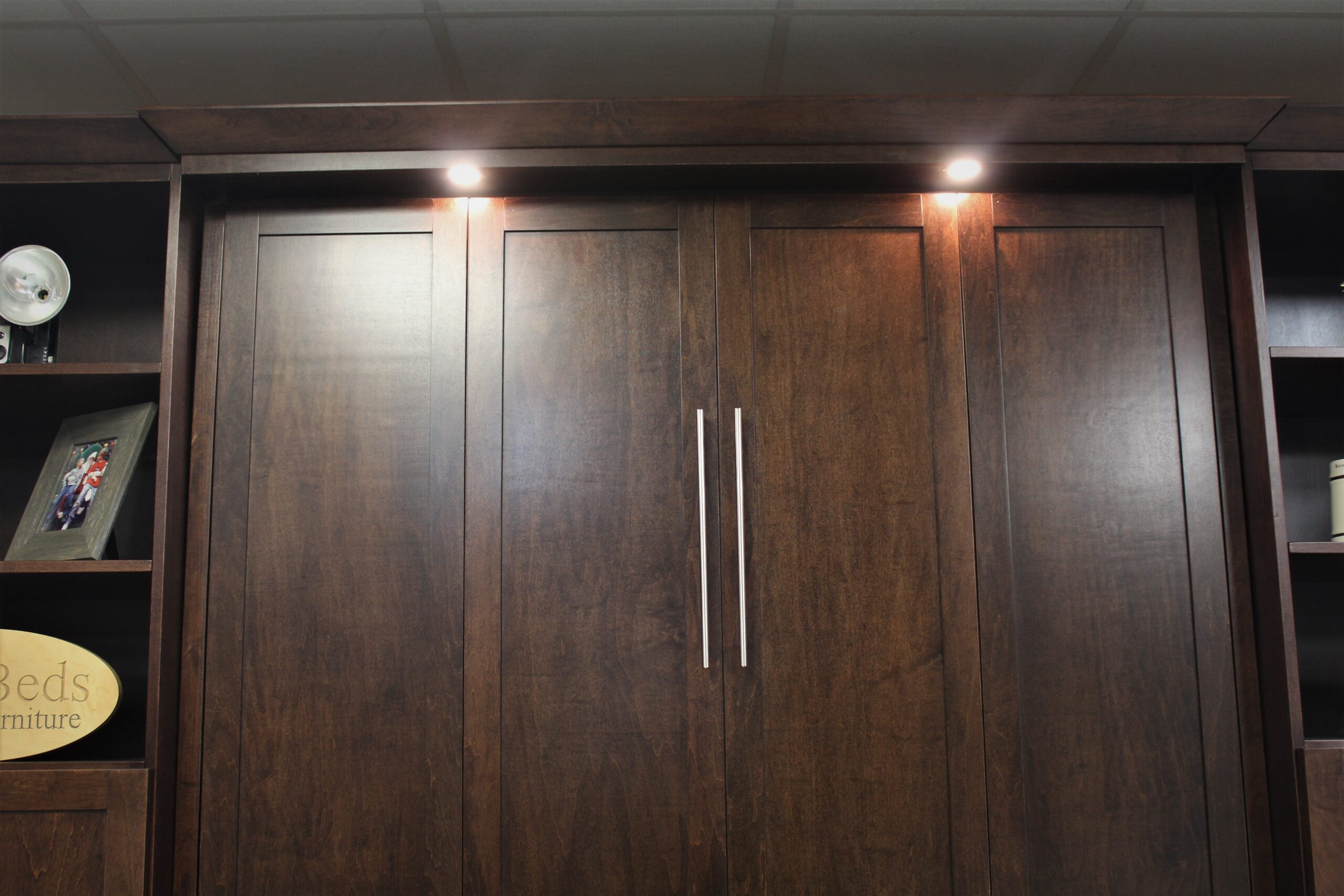 Muprhy bed face close up