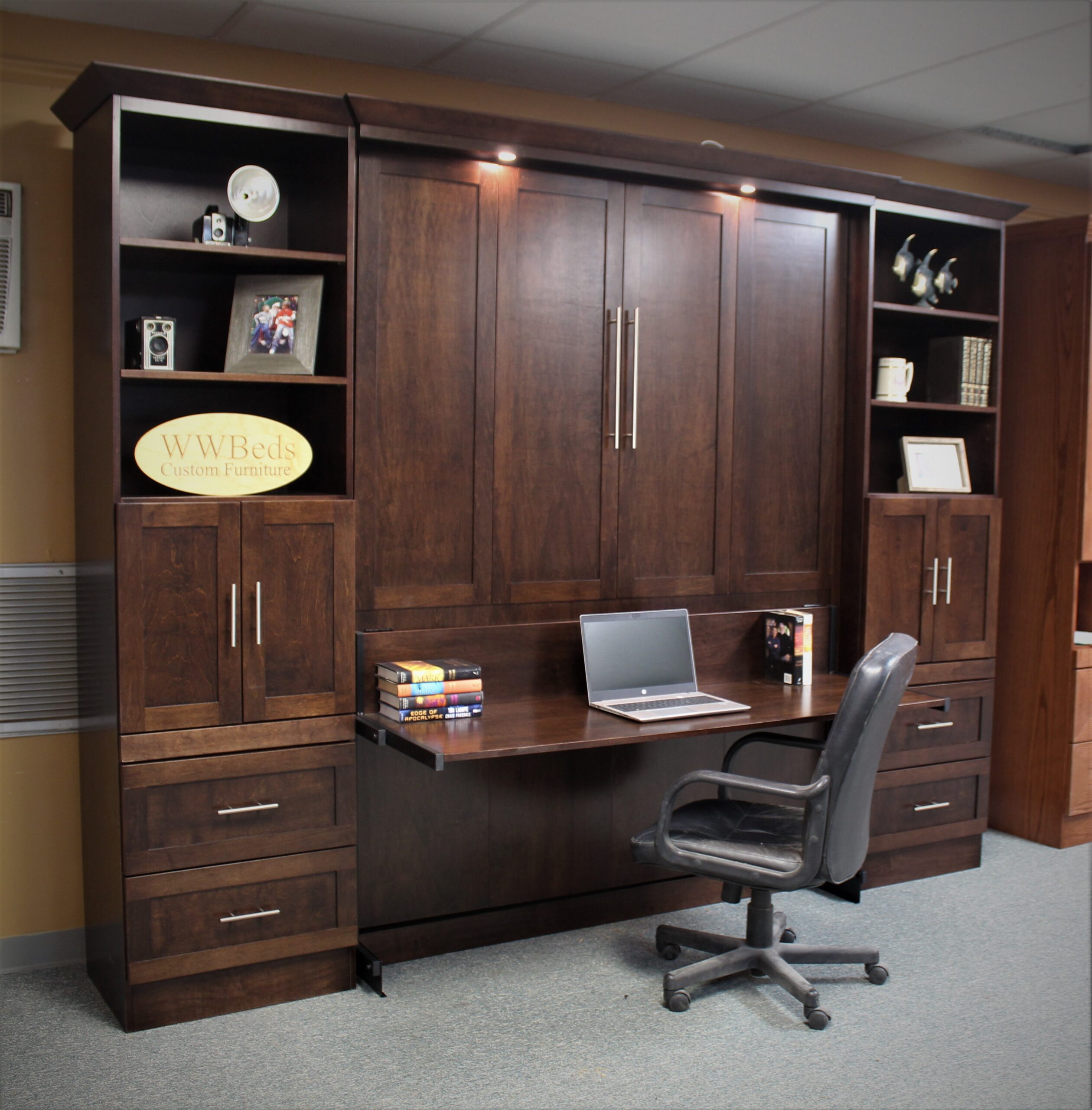 Templeton Murphy bed closed