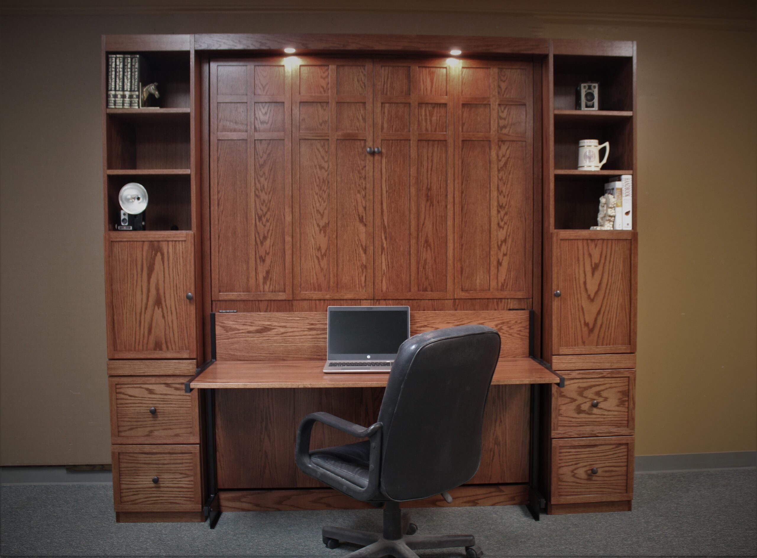 Frank Lloyd Wright Inspired Murphy Closed