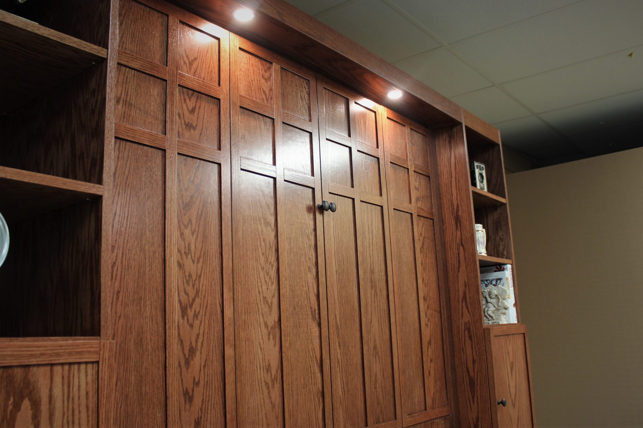 Frank Lloyd Wright Inspired Murphy Face