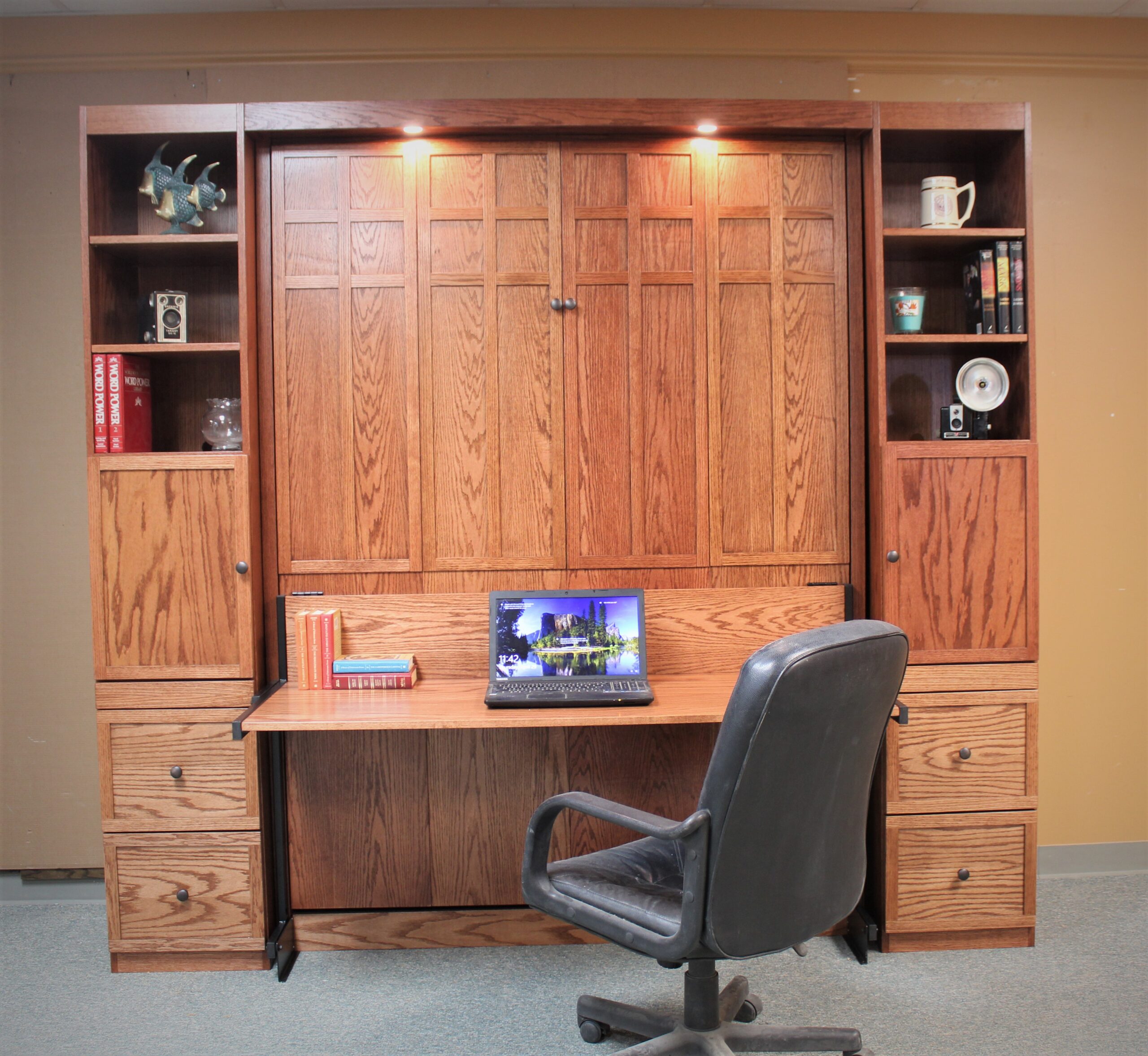 Frank Lloyd Wright Inspired Murphy Closed