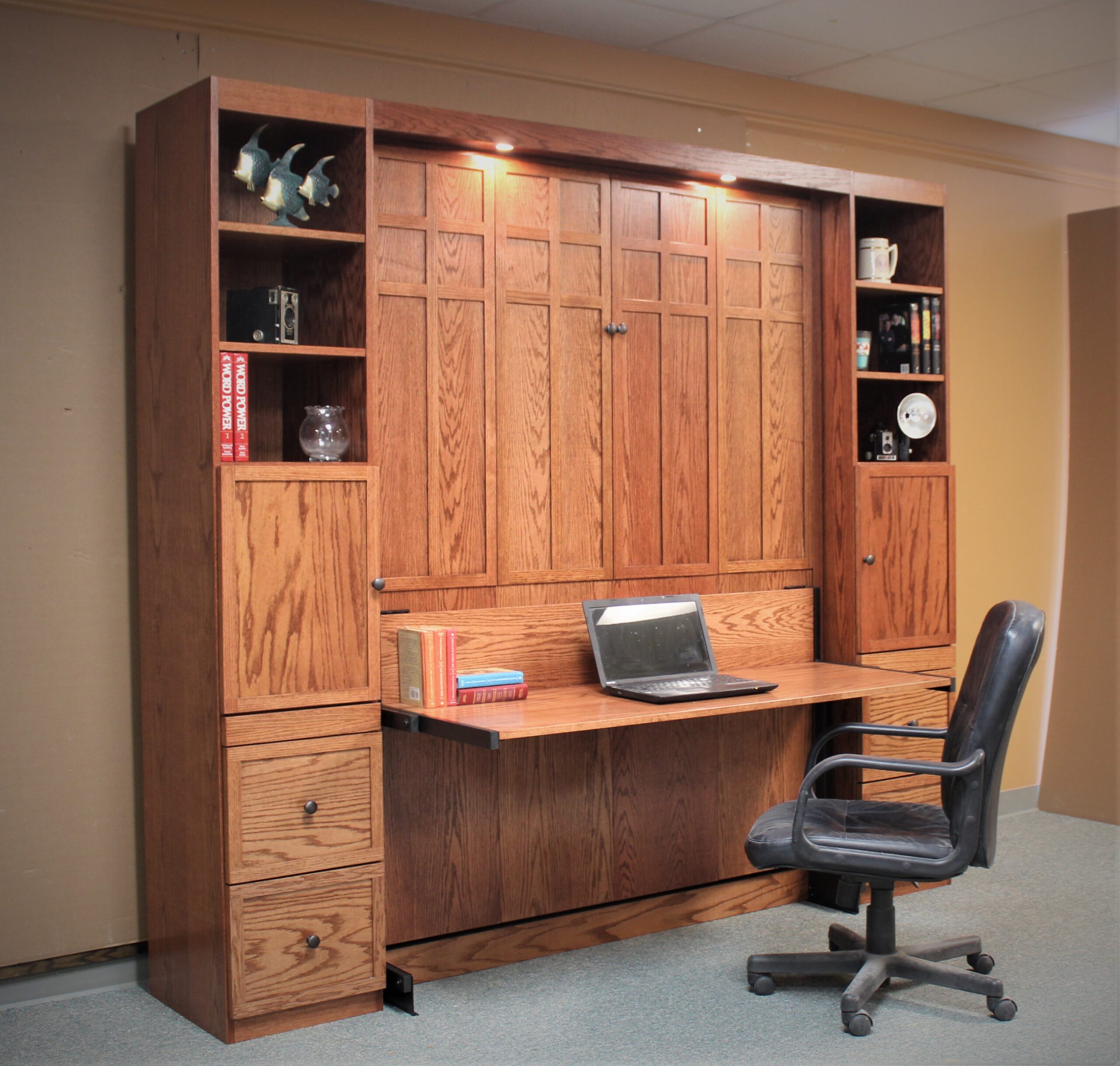 Frank Lloyd Wright Inspired Murphy Closed