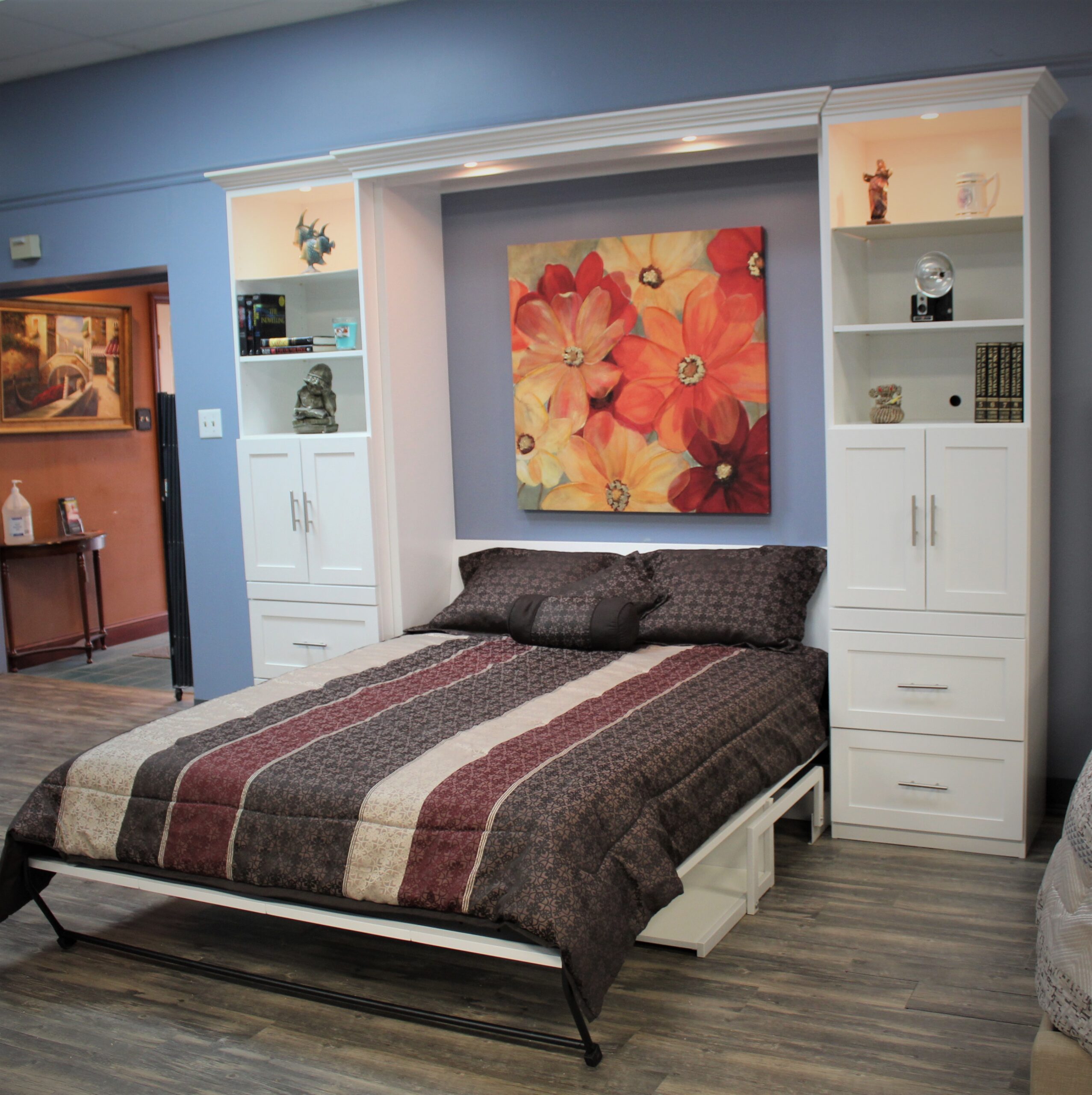 Templeton Murphy bed shown Open