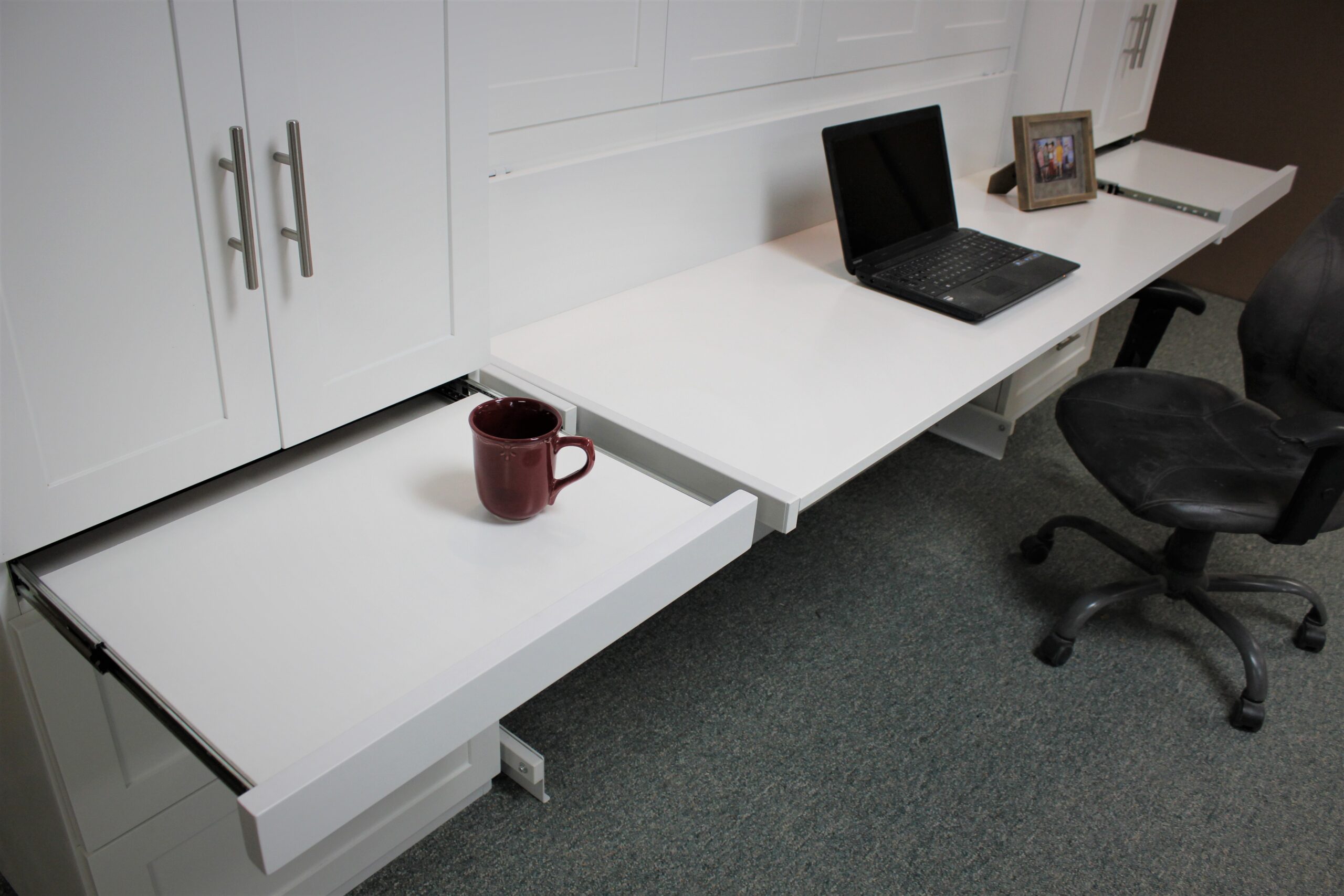 Templeton in White Drink Tray that Doubles as an Extension to the Work Surface