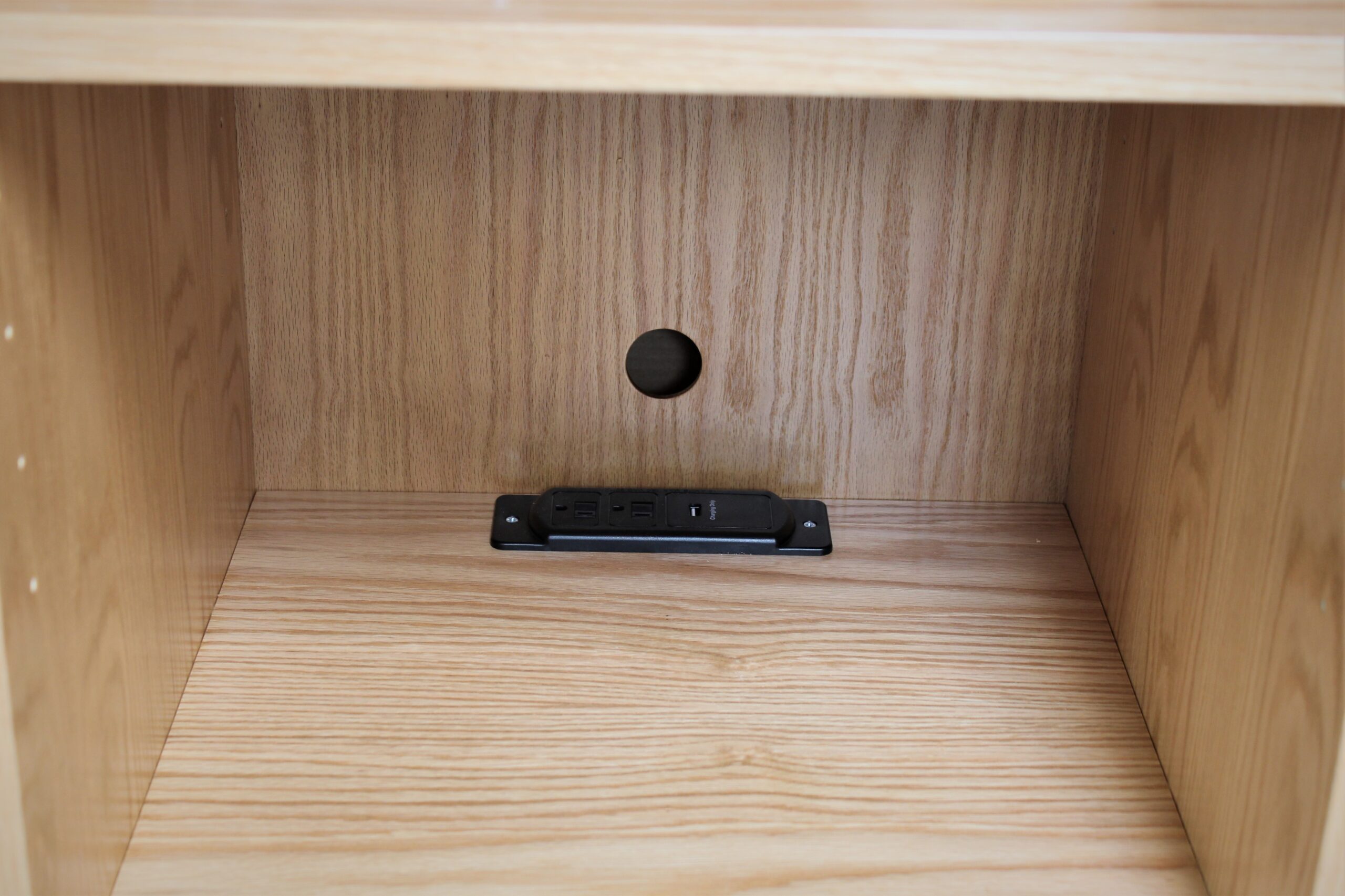 FLW Murphy Bed Bookcase Charging