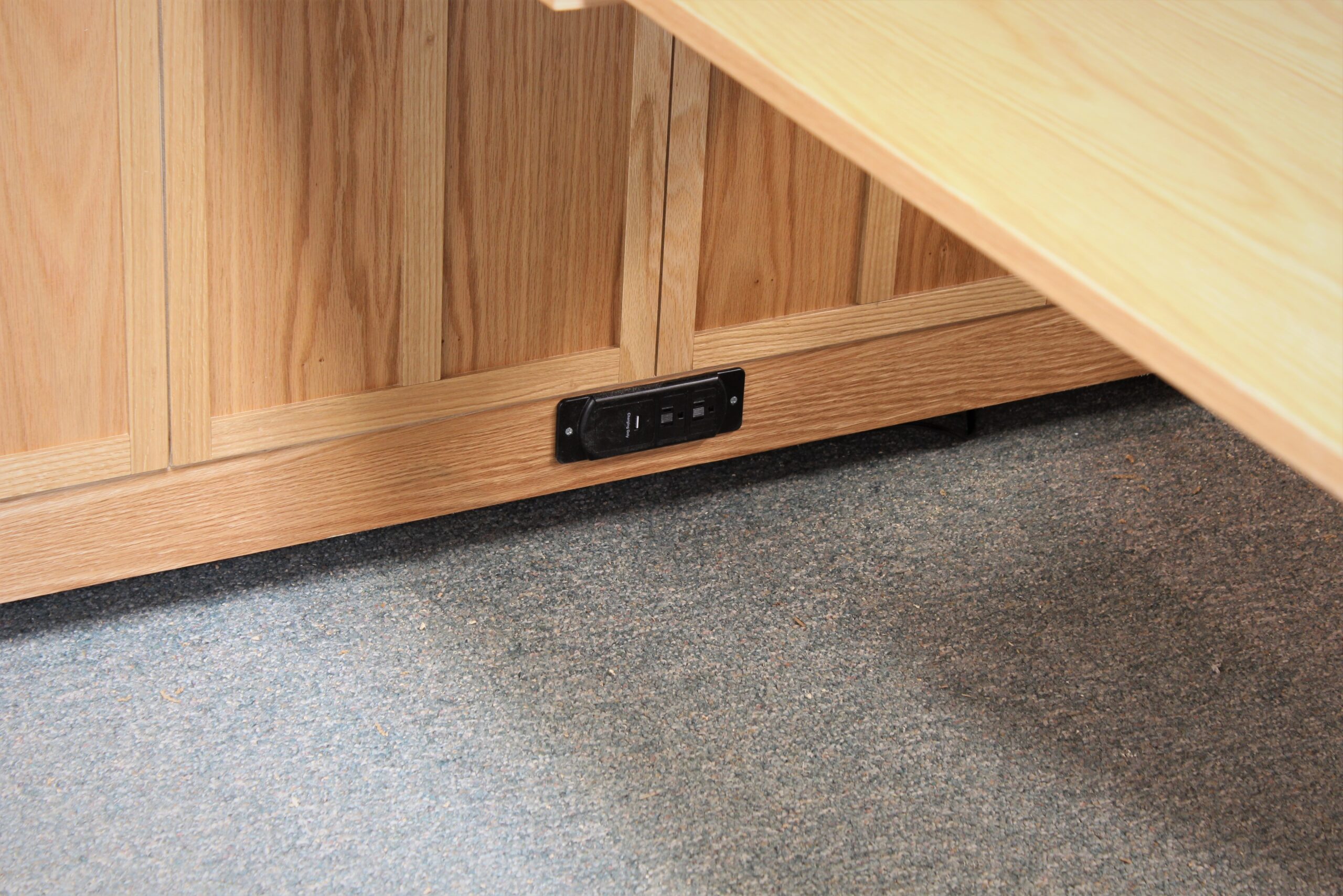 FLW Murphy Bed Base Charging Station