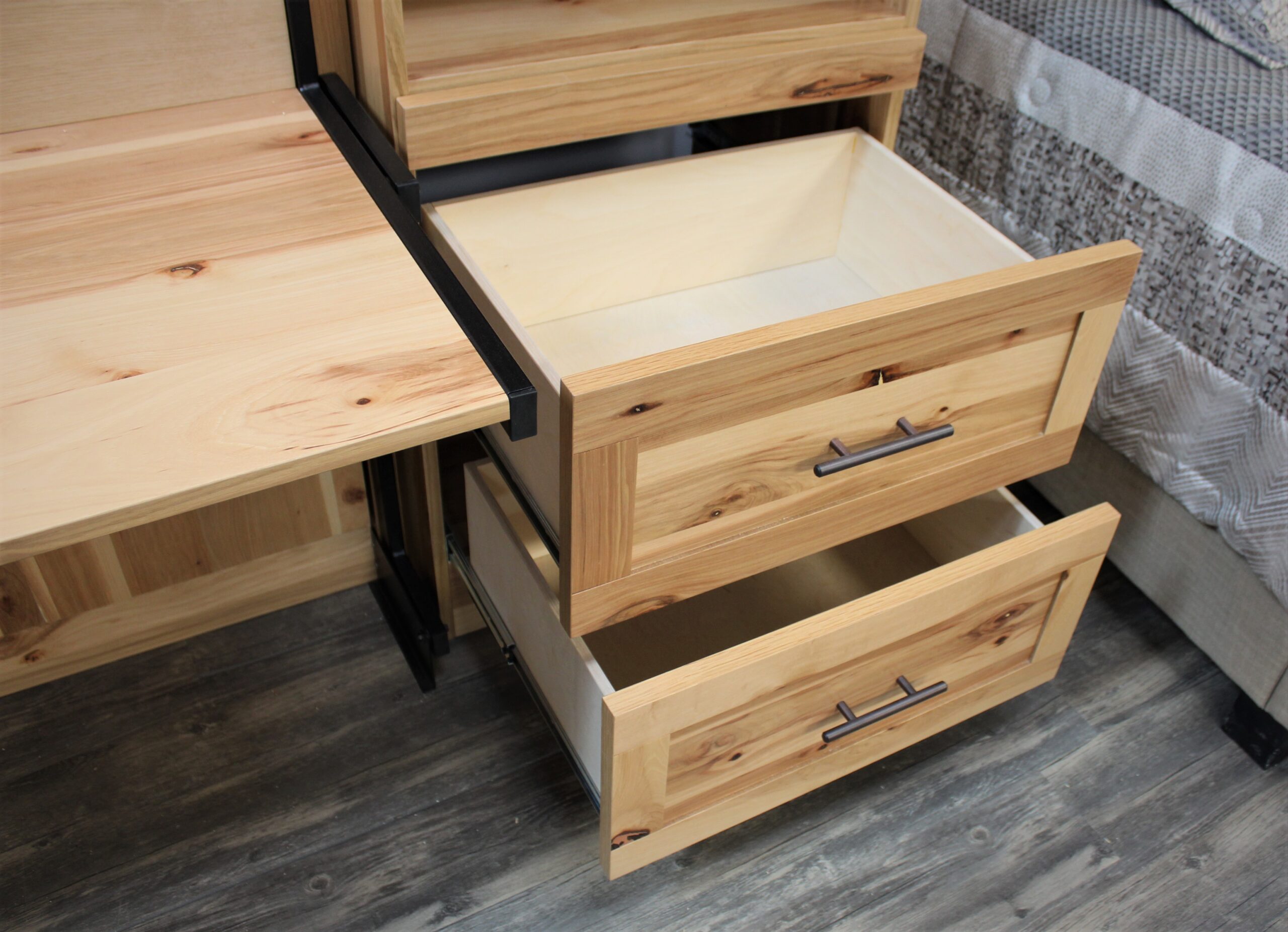 Templeton Murphy Bed Bookcase Drawers