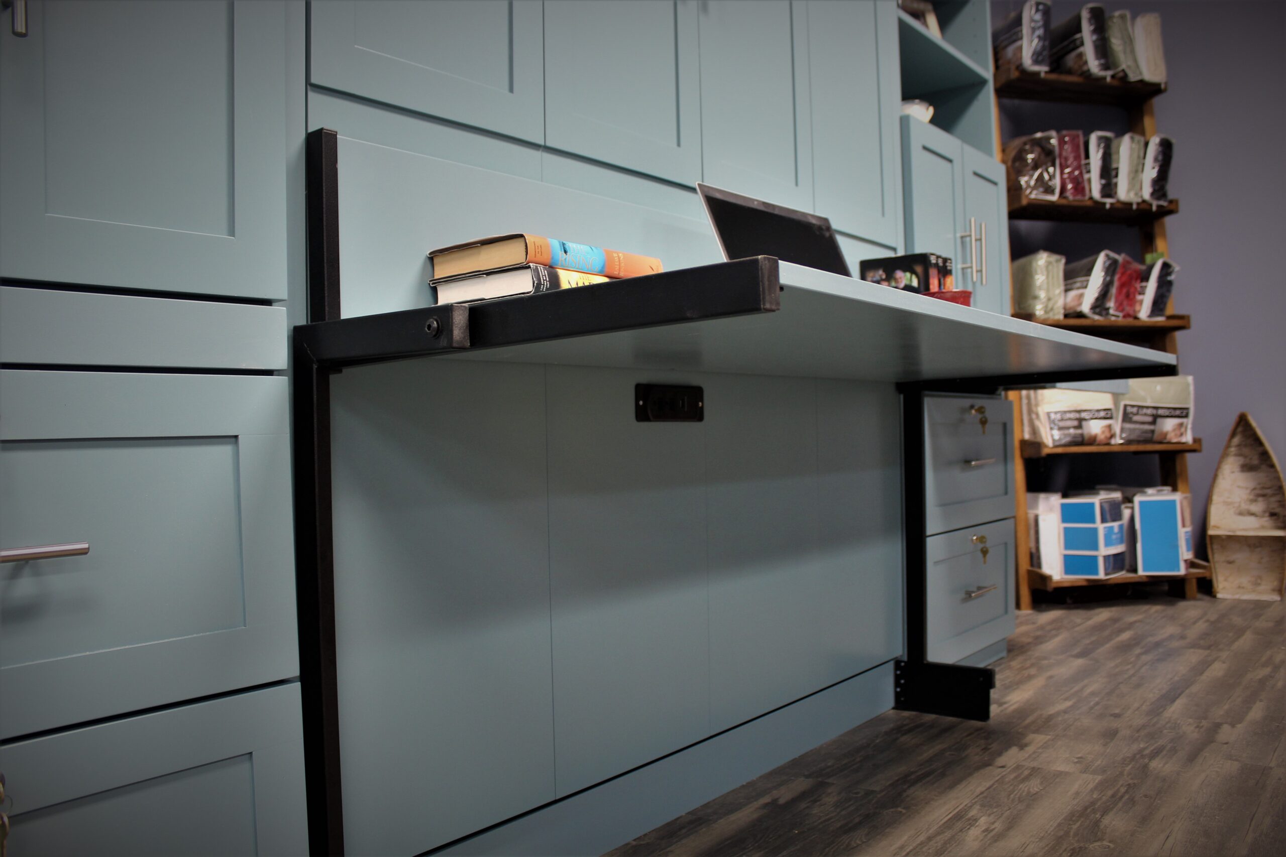 Templeton Murphy Bed Under Desk Charging Station