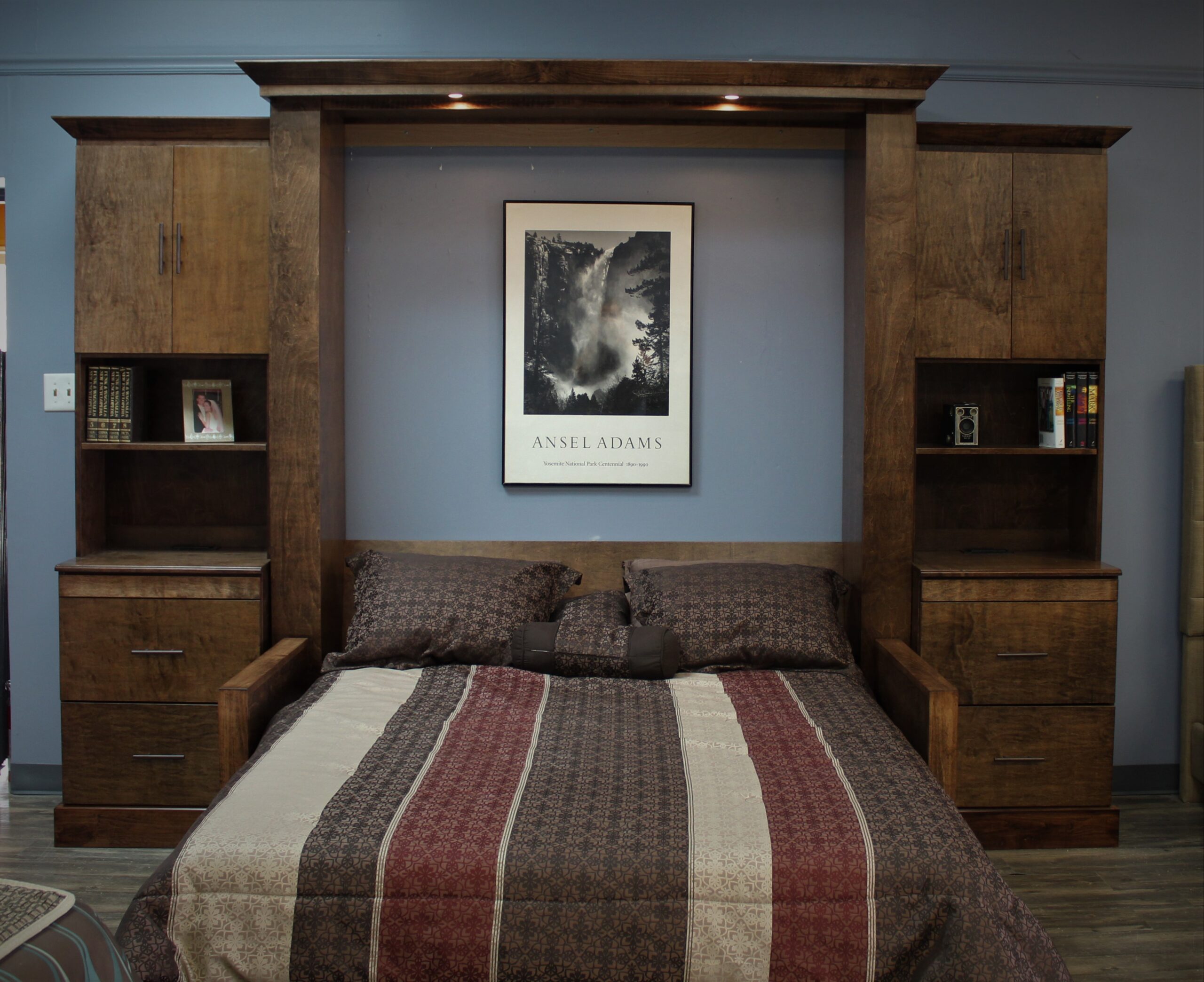 112-1121 Manhattan open front