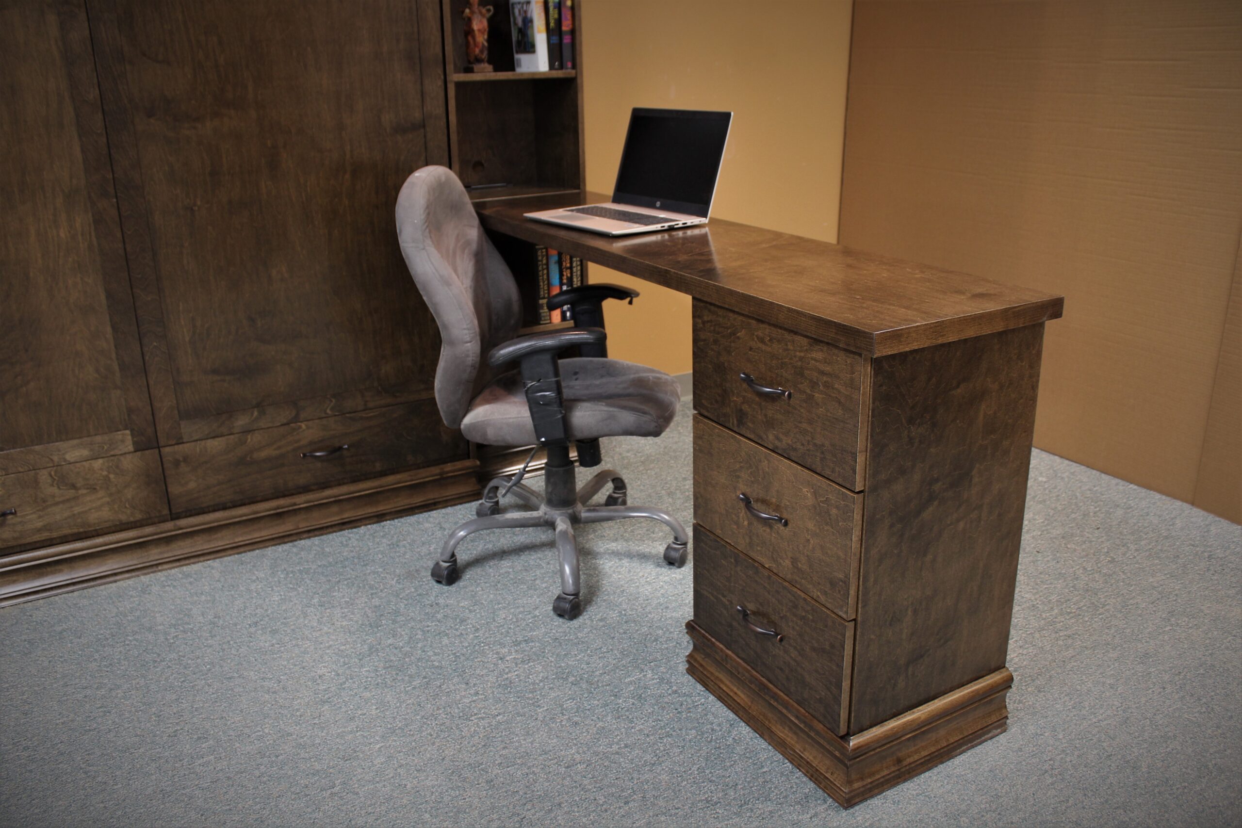 1120-1121 Emberling Desk