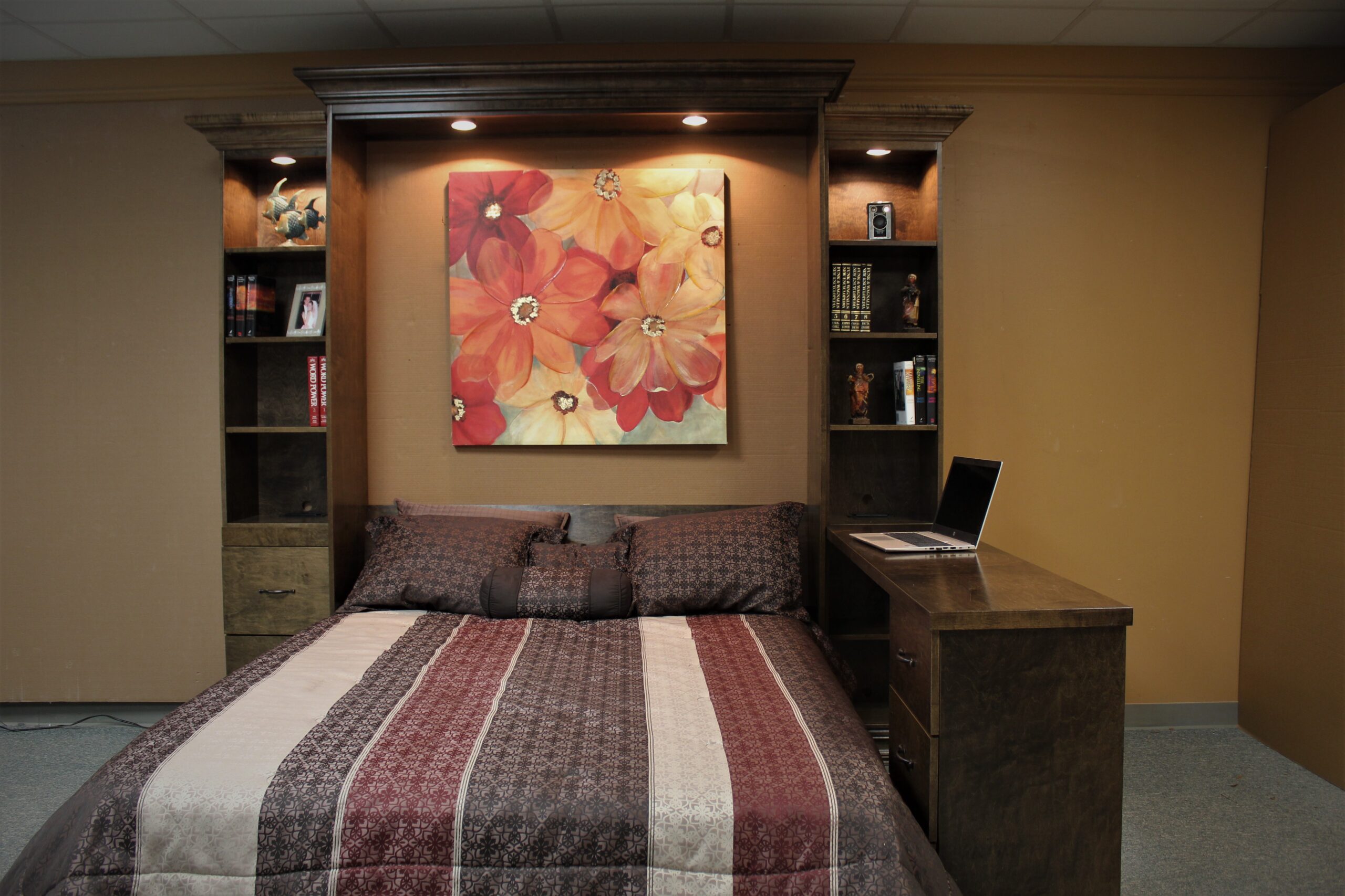 1120-1121 Emberling front open