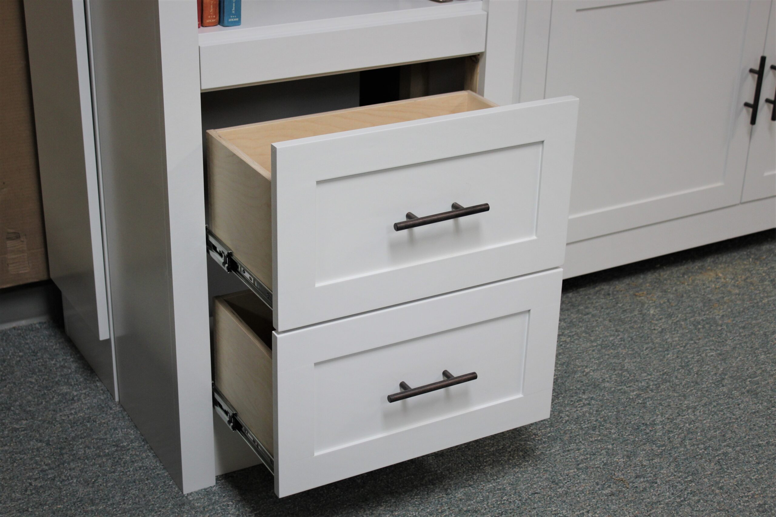 113-1121 Entertainment drawers