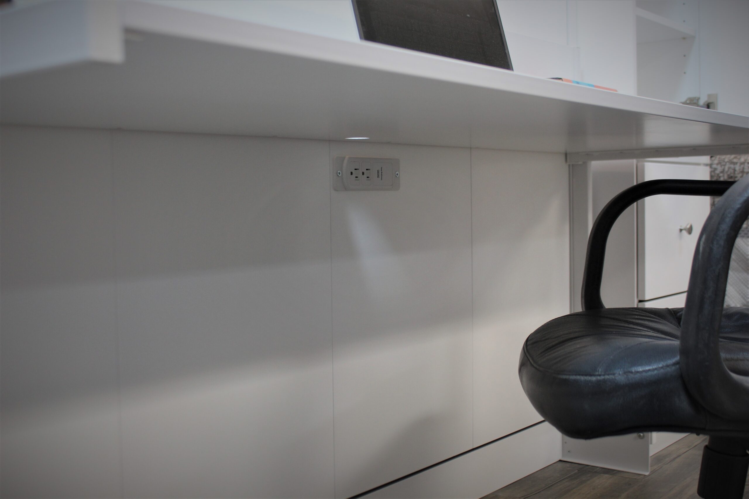 Alpine Murphy Bed Under Desk Charging Station in White