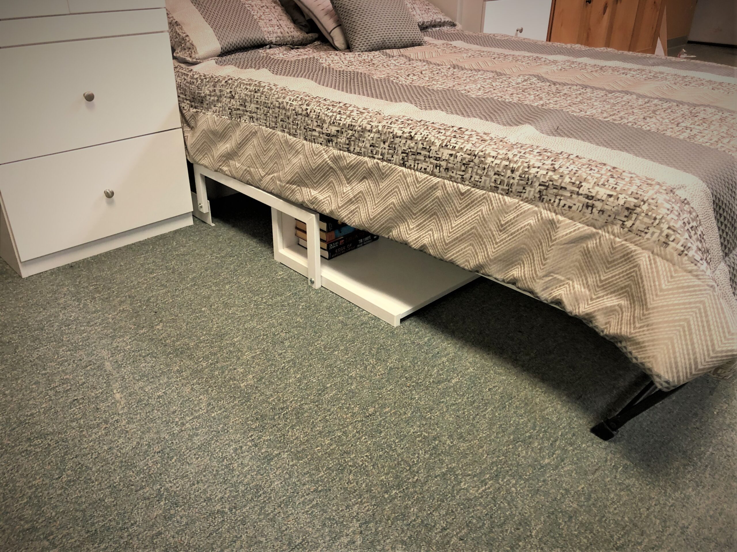 121-0222 Alpine desk with bed open