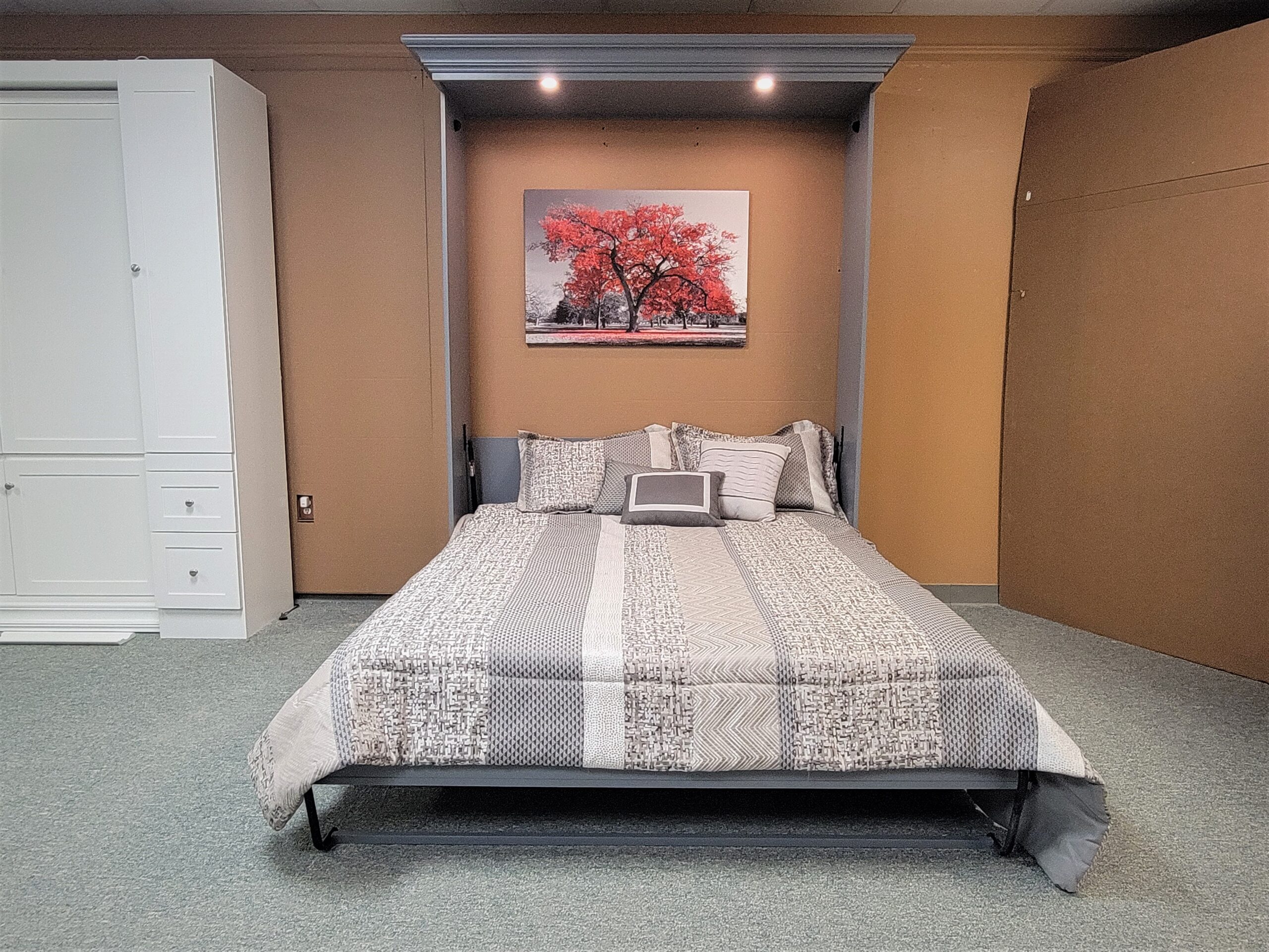 Smithsonian with Inset Desk Front View of Bed Open