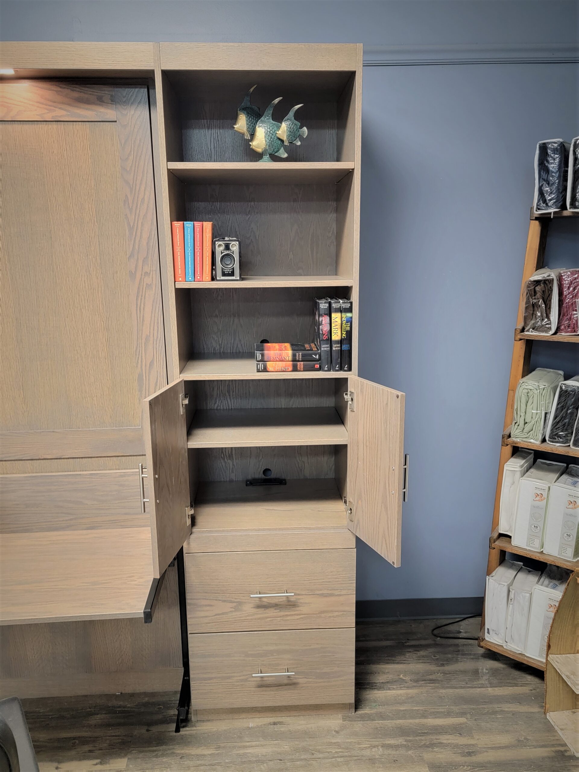 1222-0222 Ginsburg right bookcase