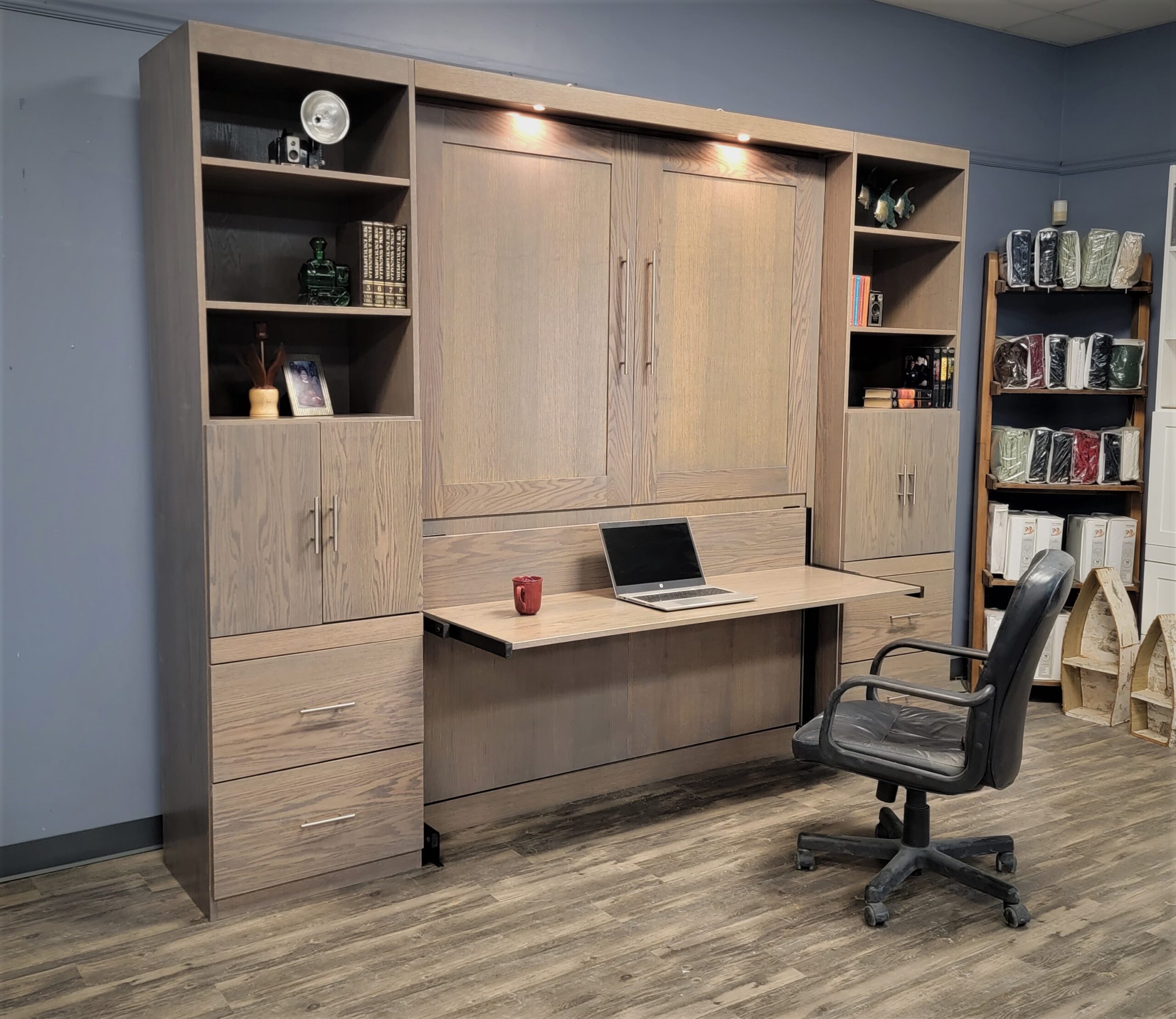 1222-0222 Ginsburg closed side view