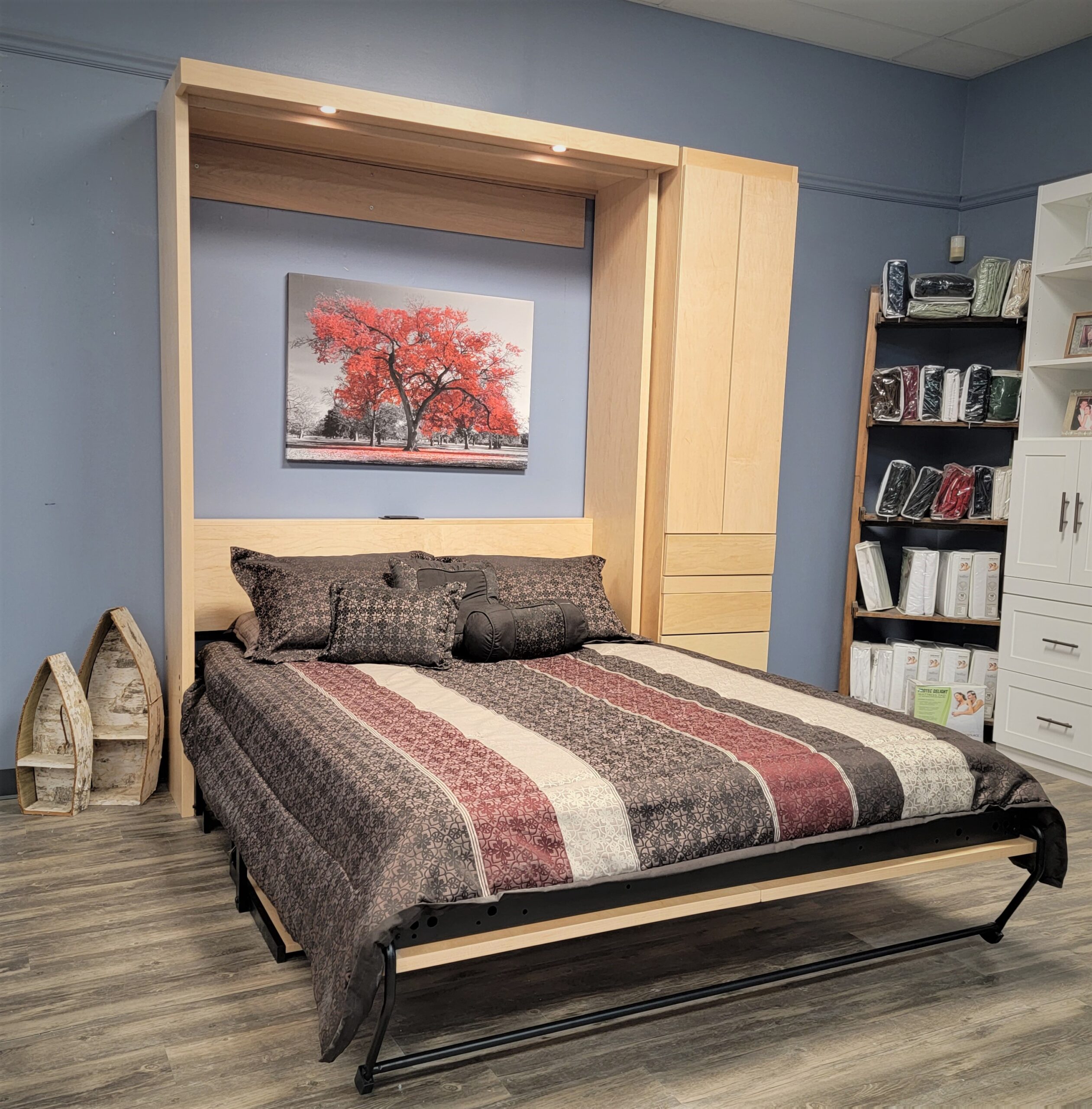 Natural Maple Ginsburg Side View of Bed Open