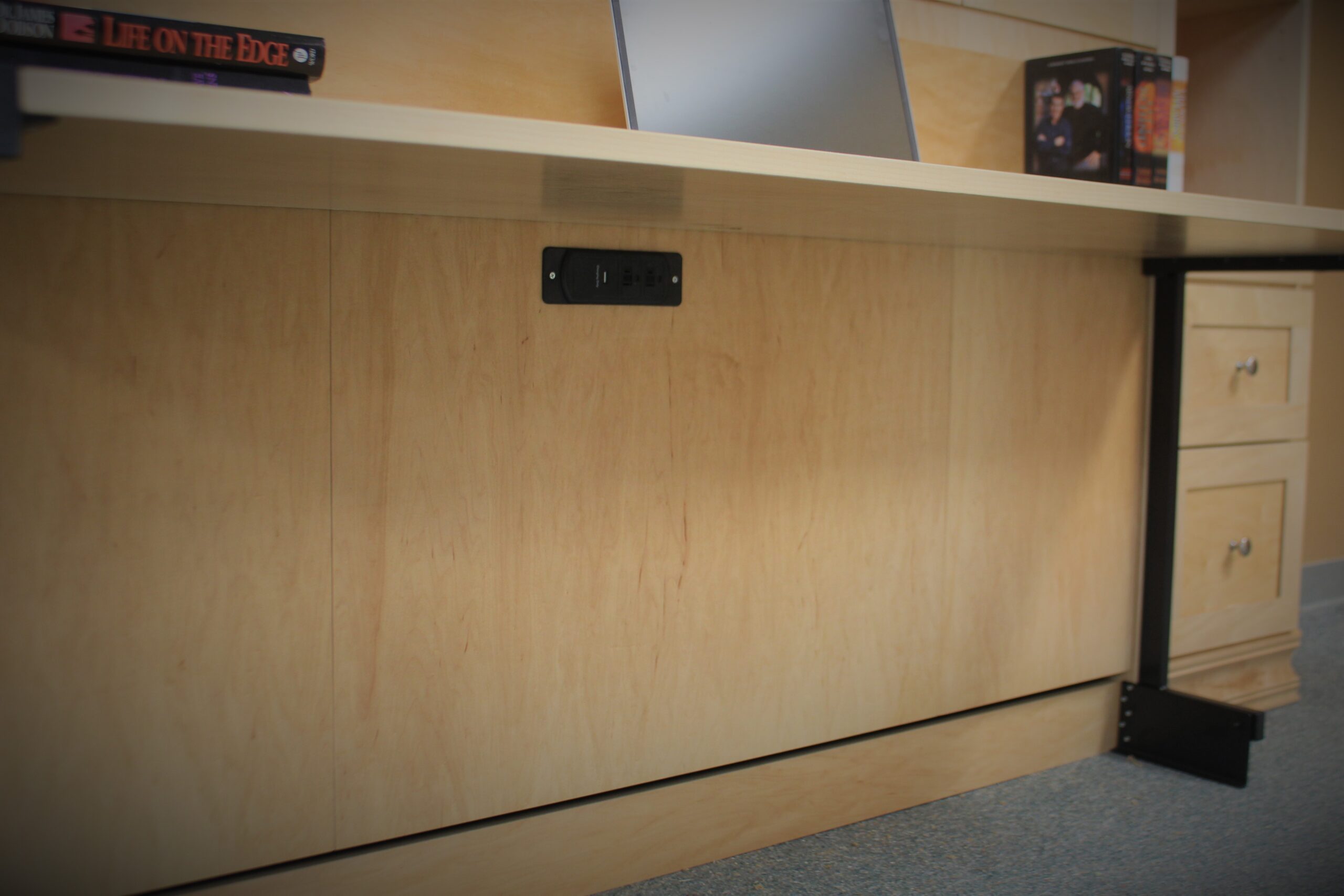 Hunting Club Murphy Bed Under Desk Charging Station