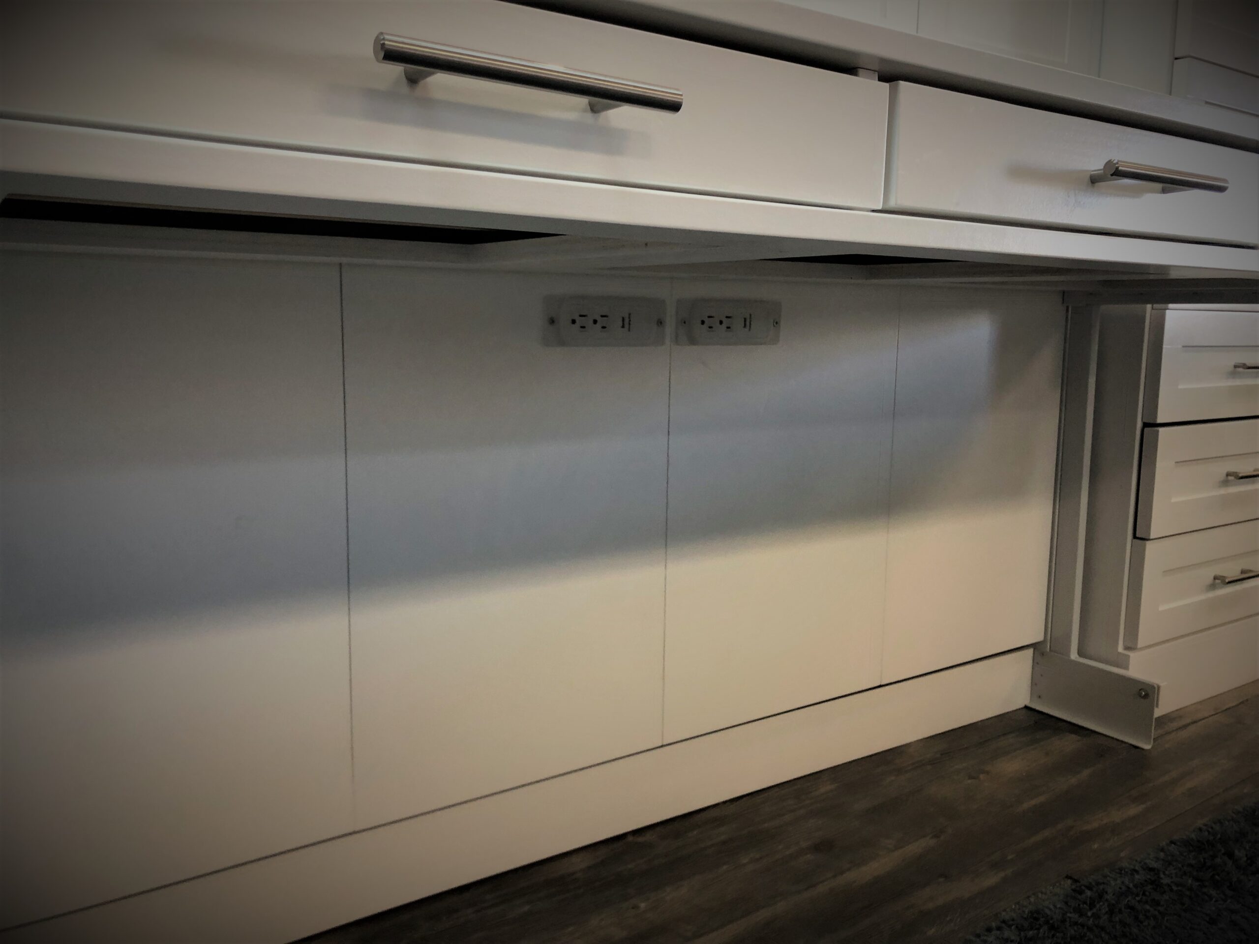 Templeton Murphy Bed Two Under Desk Charging Stations