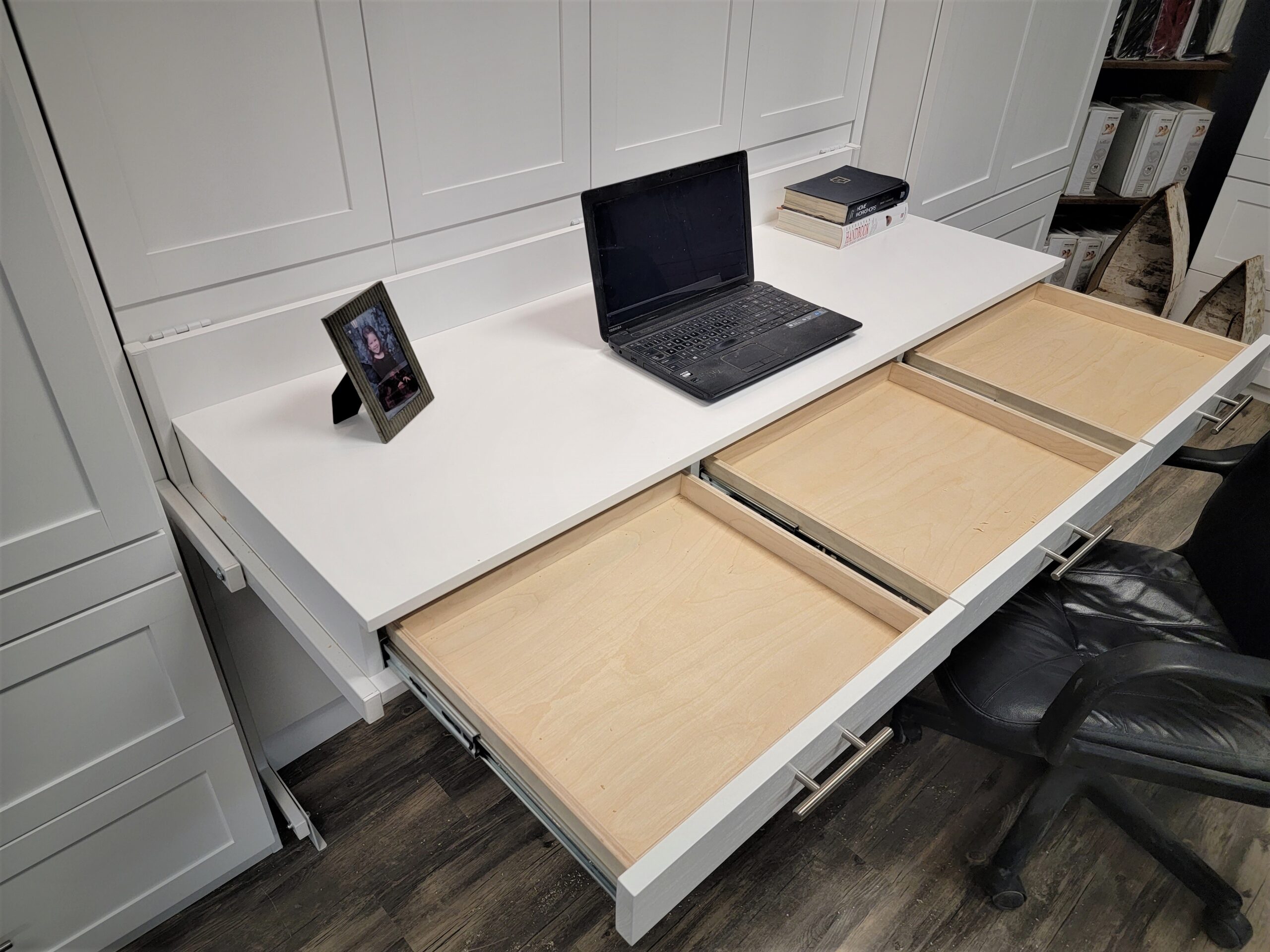 123-0222 Templeton pencil drawes