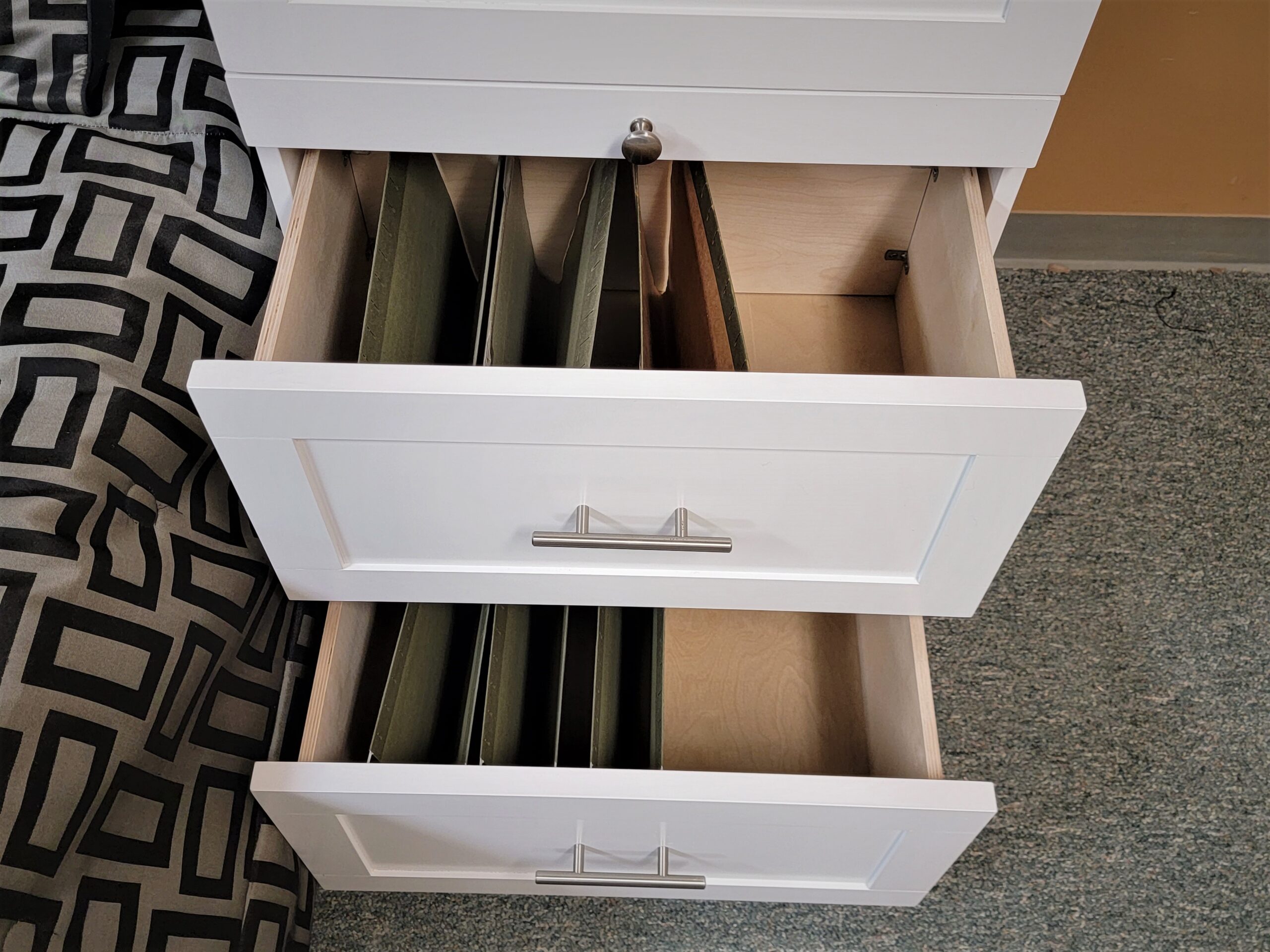 123-0222c Templeton file drawers