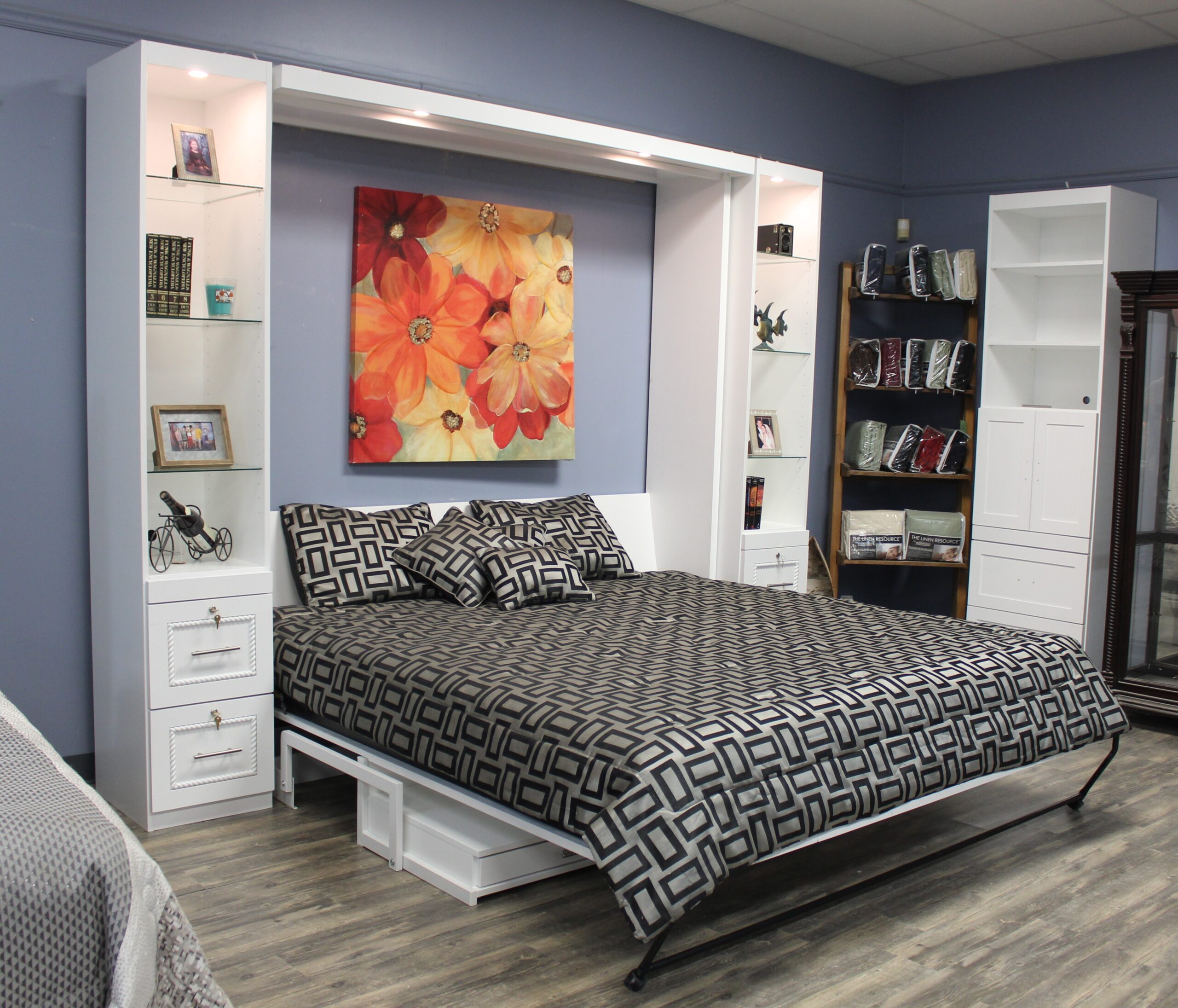 123-1121b Bella open from side