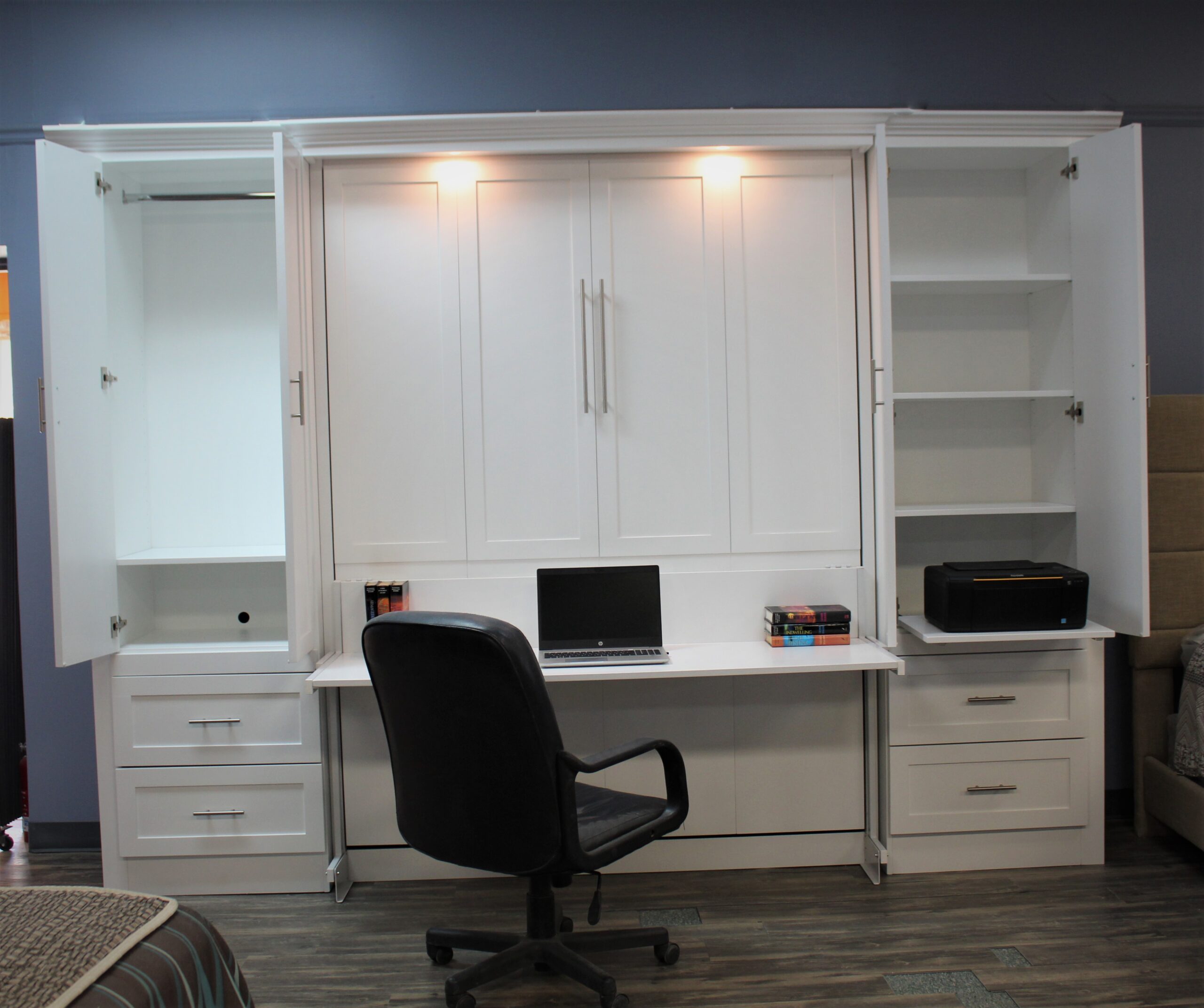 123-1121c Templeton doors open