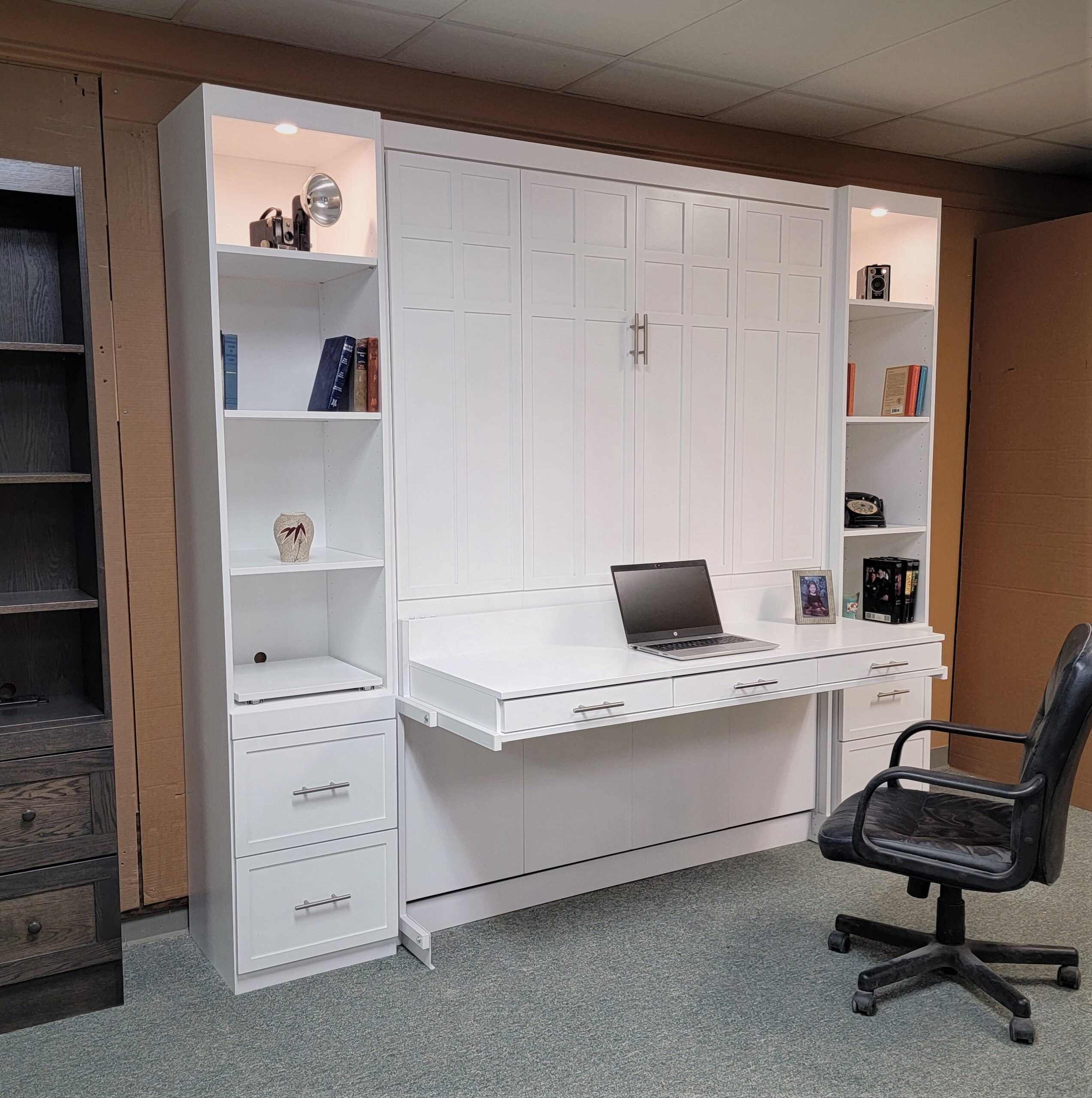 124-0322 FLW closed side view