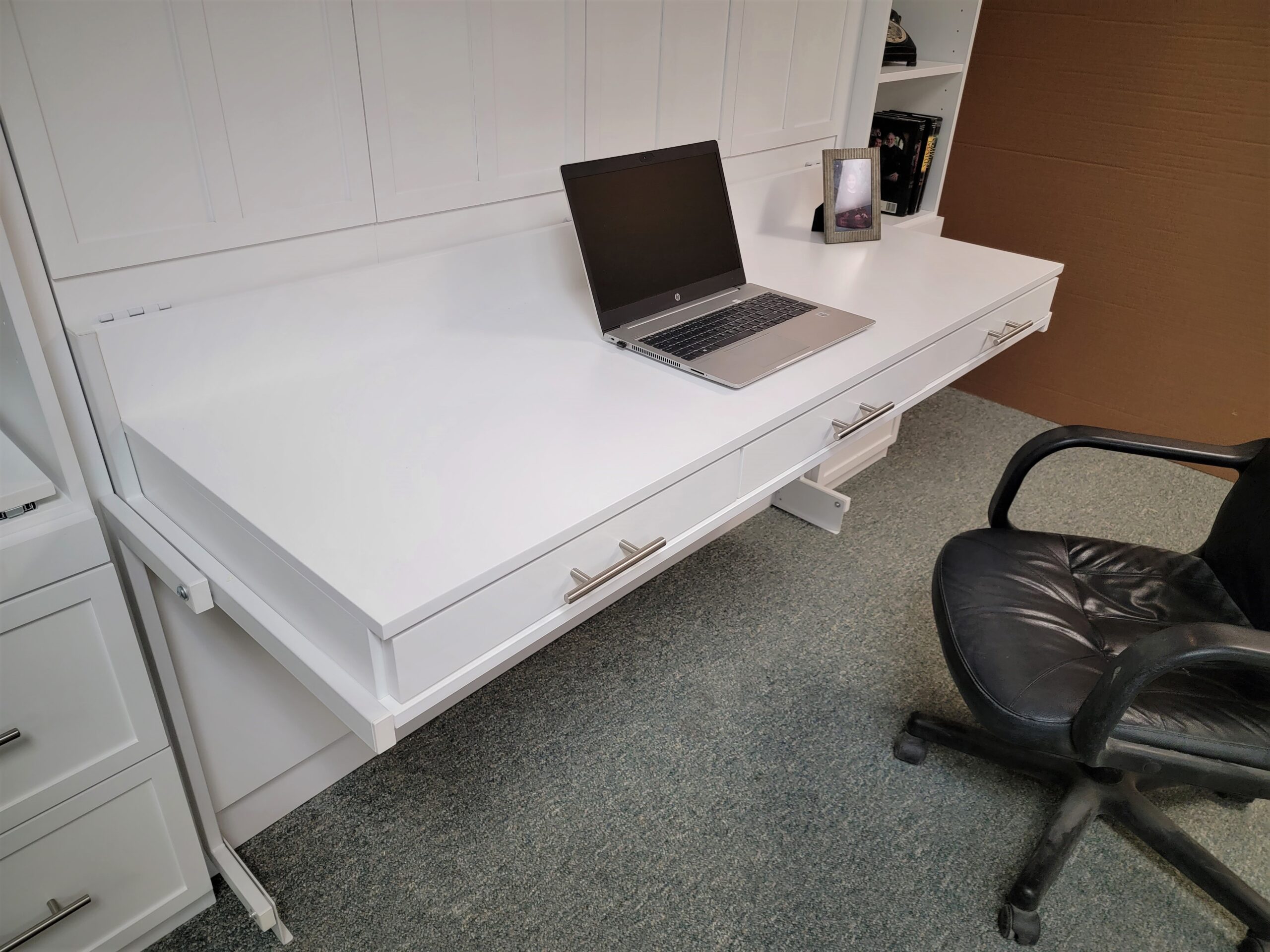 124-0322 FLW vanity desk