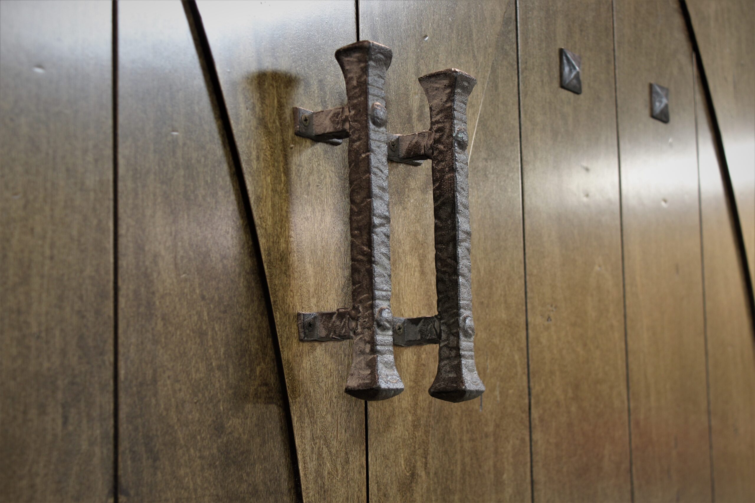 Gothic Arch Murphy Bed Iron Door Pulls for Face