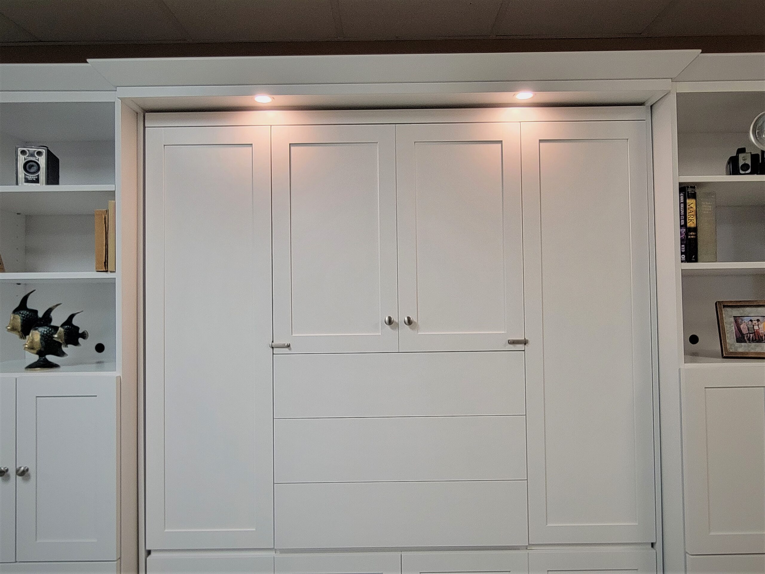 Shaker Murphy Bed LED Outset Lights