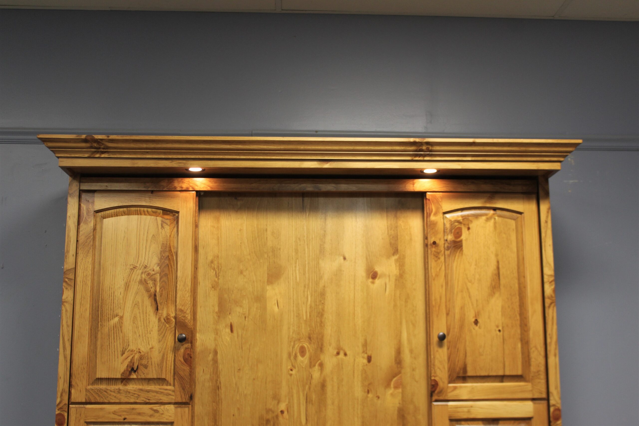 Smithsonian Murphy Bed LED Outset Murphy Bed Lights