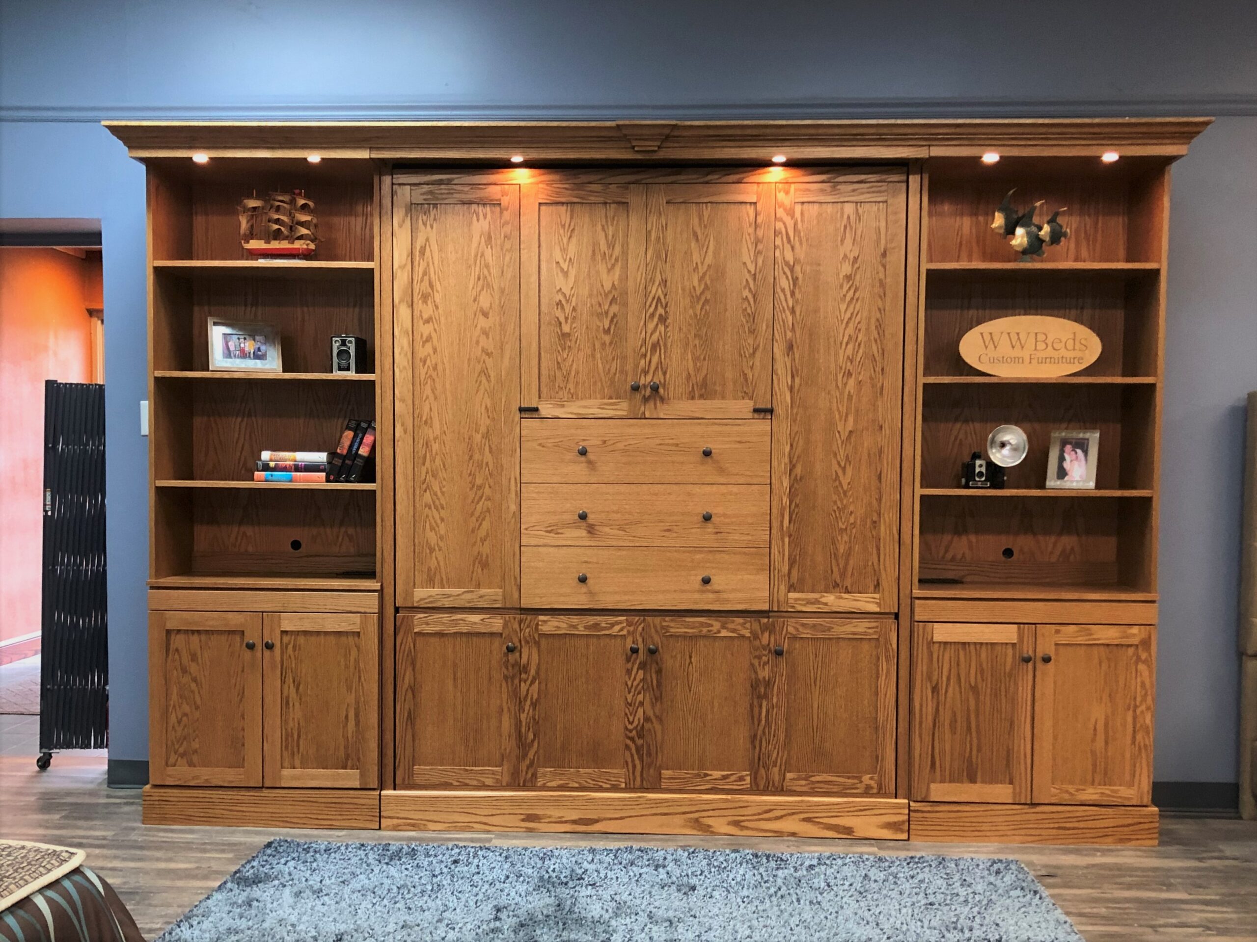 1320-0322 Shaker closed front view