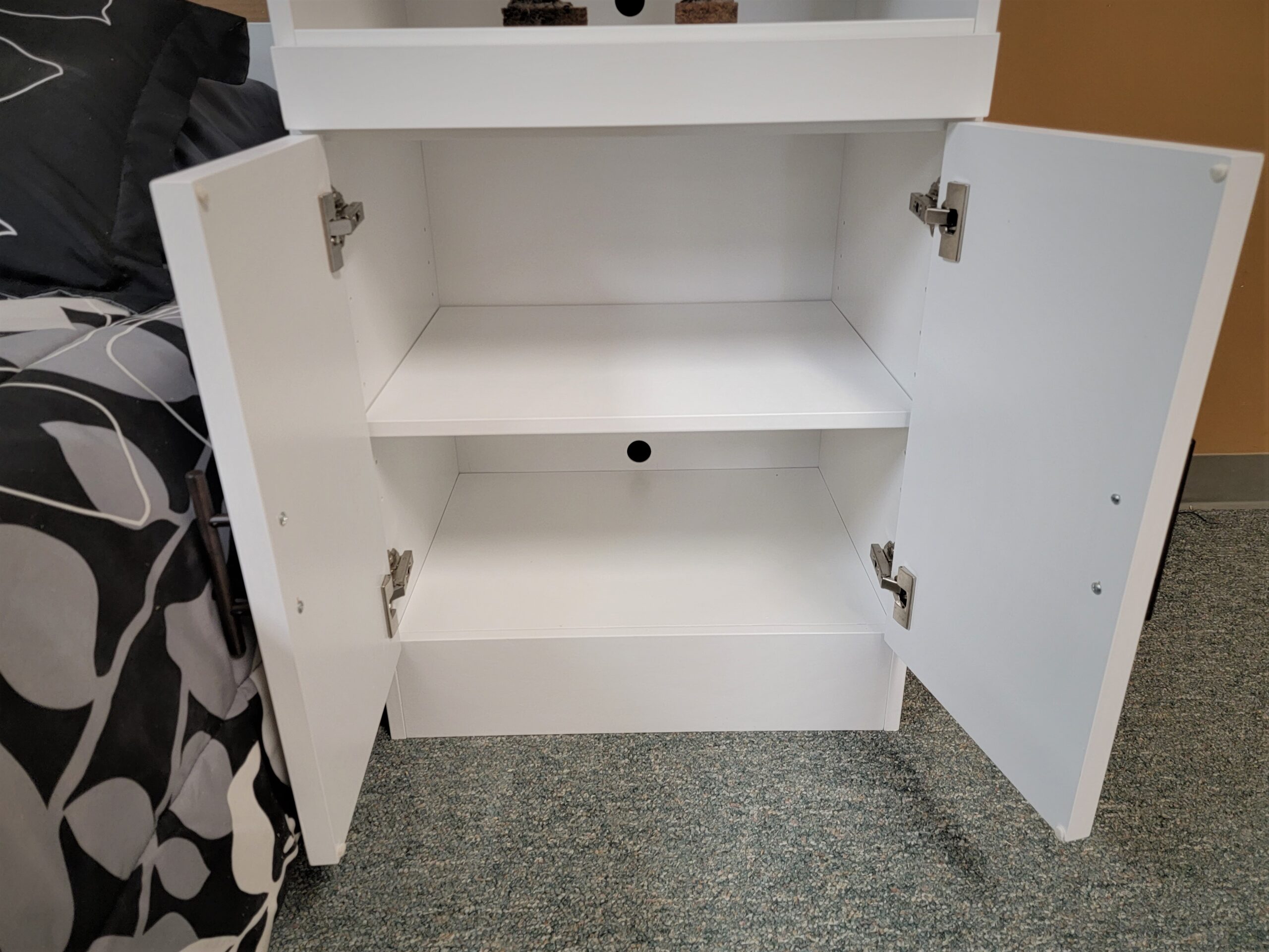 1320-0222 Shaker right bookcase