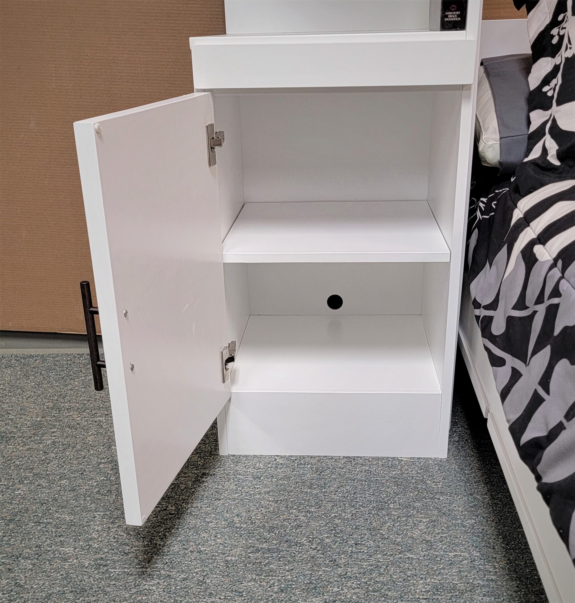 1320-0222 Shaker left bookcase