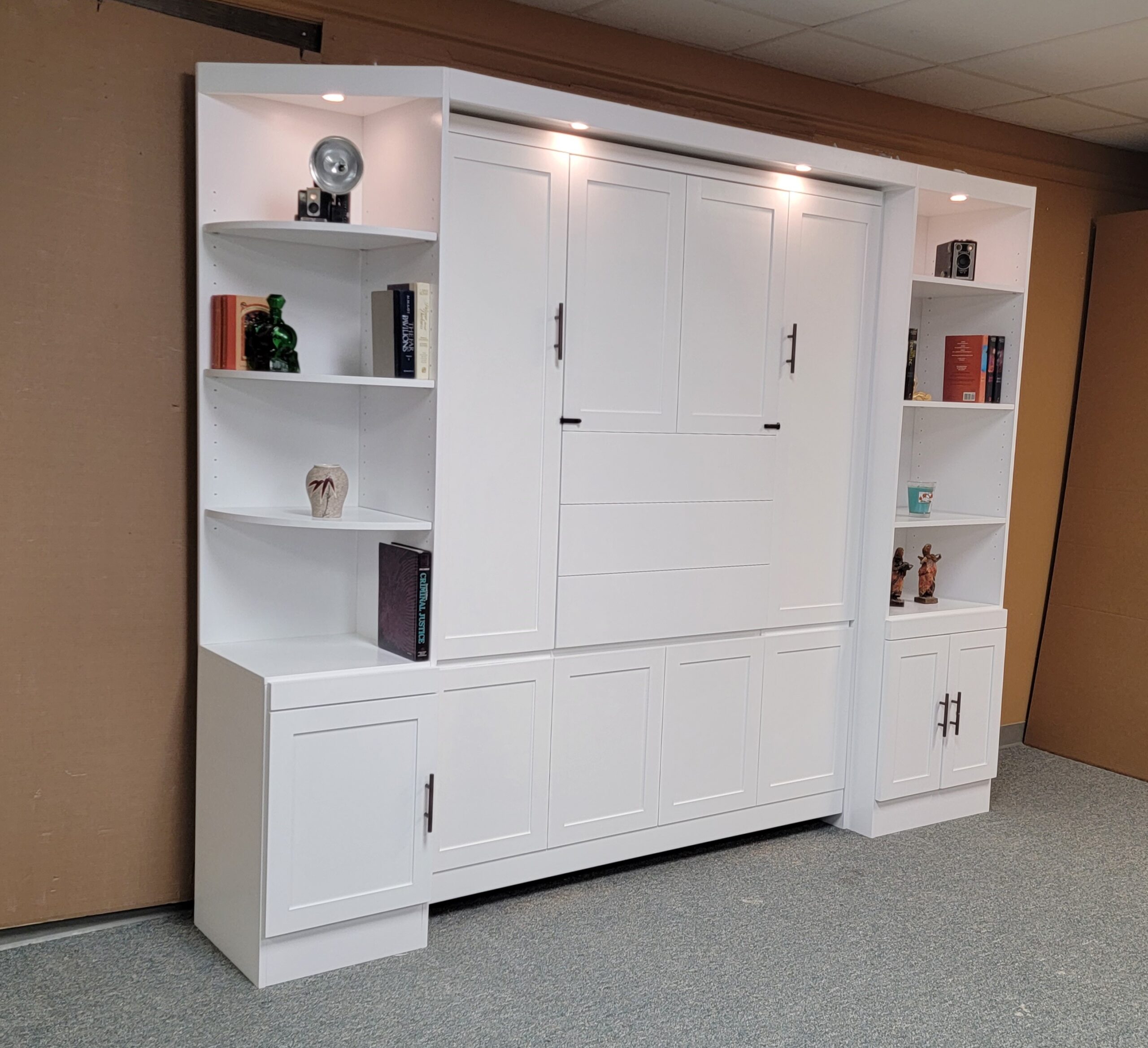 1320-0222 Shaker closed side view