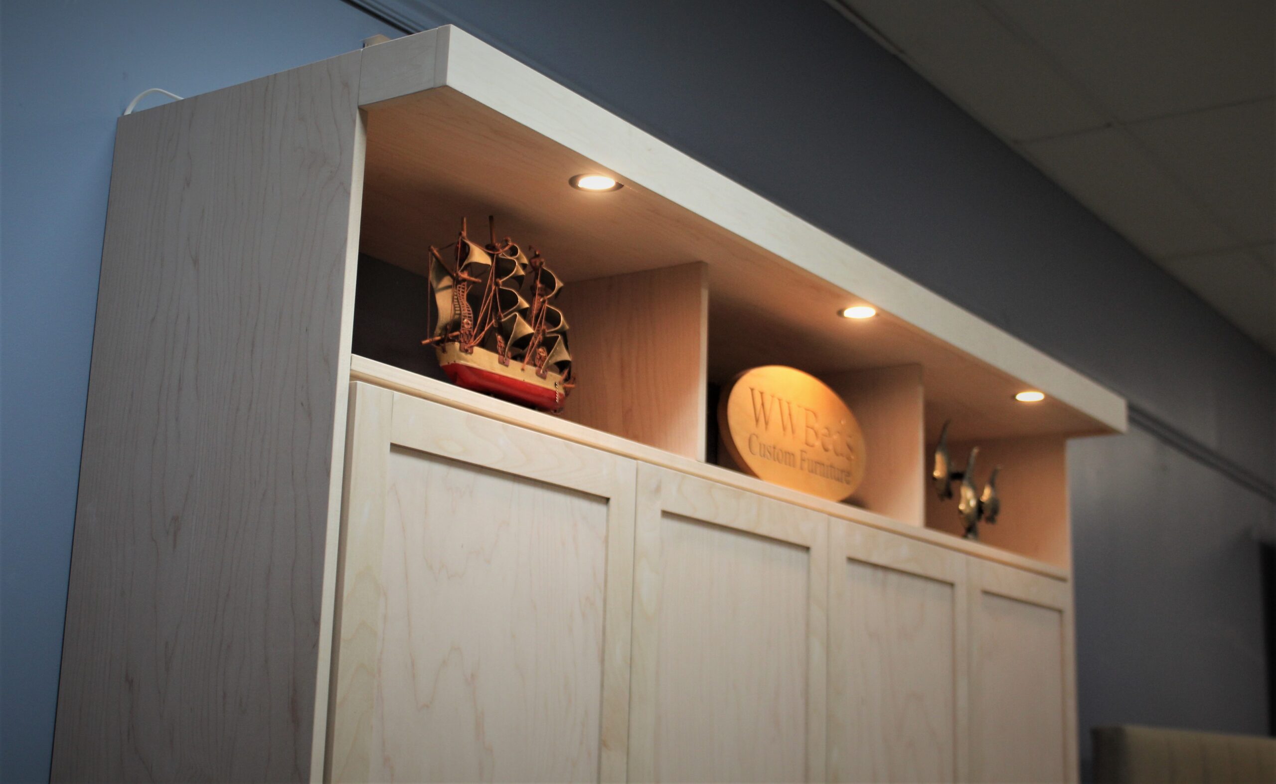 Horizontal Templeton Murphy Bed LED Outset Murphy Bed Lights