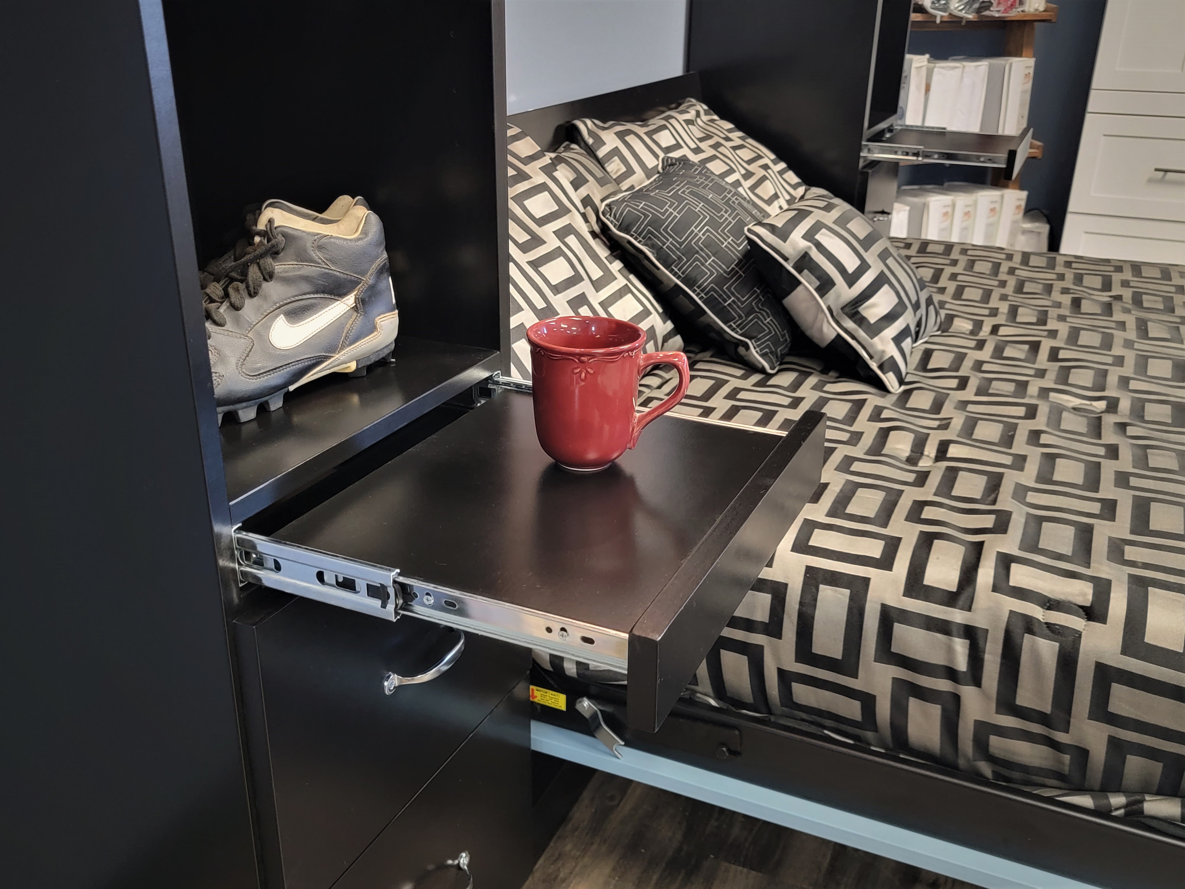 1127-0522 Locker drink tray