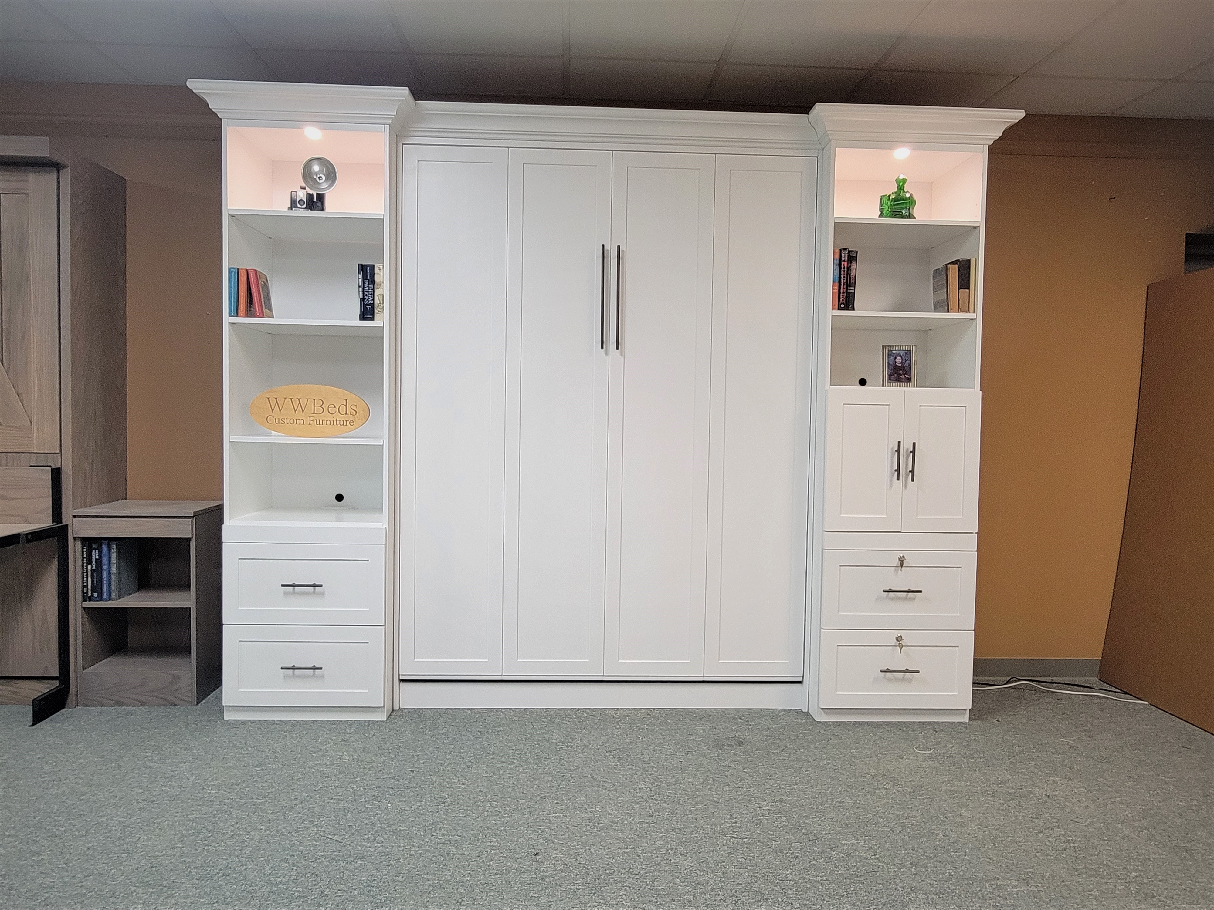 113-0522b Templeton closed from front view