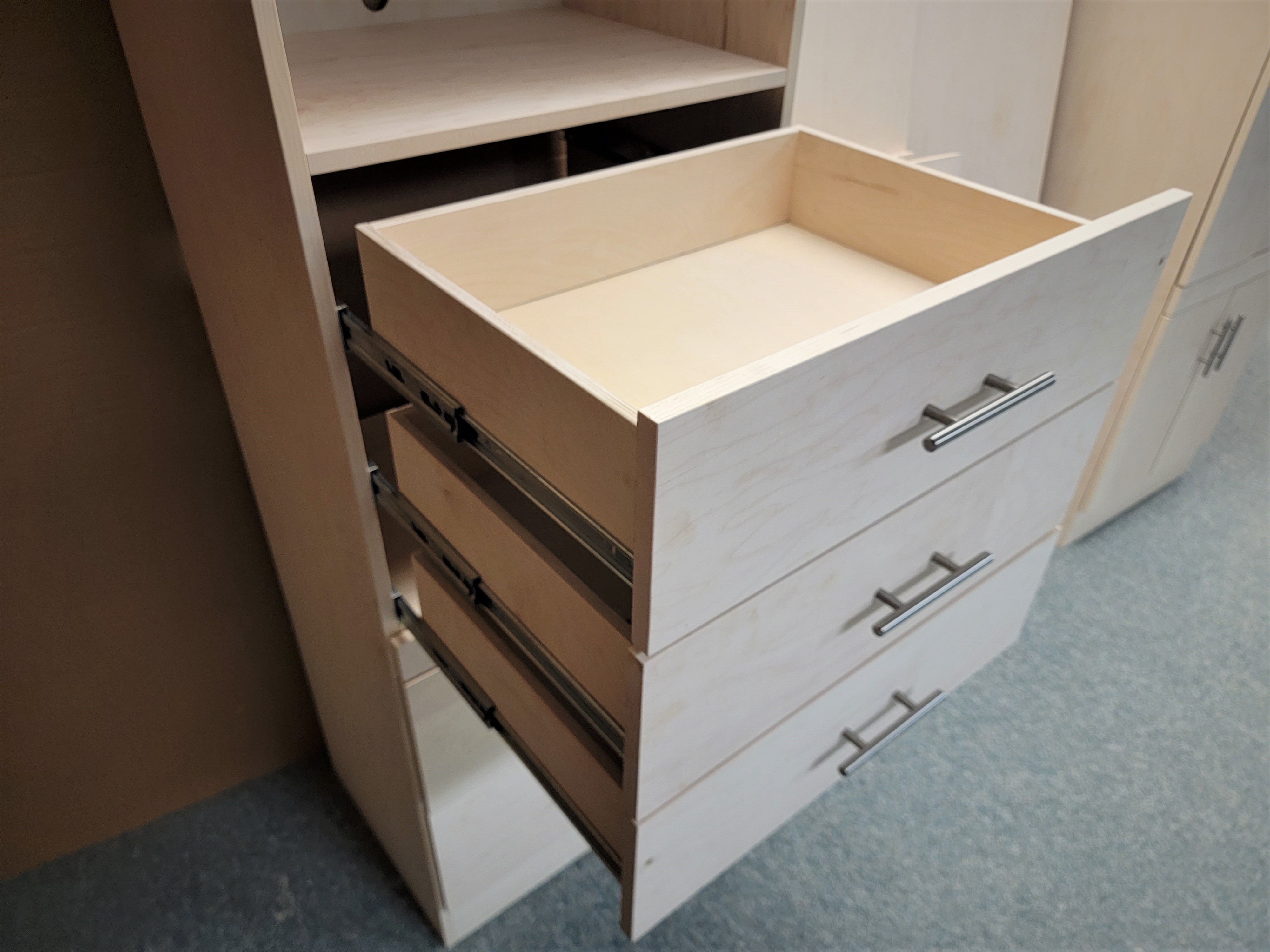 121p-0522 bookcase drawers