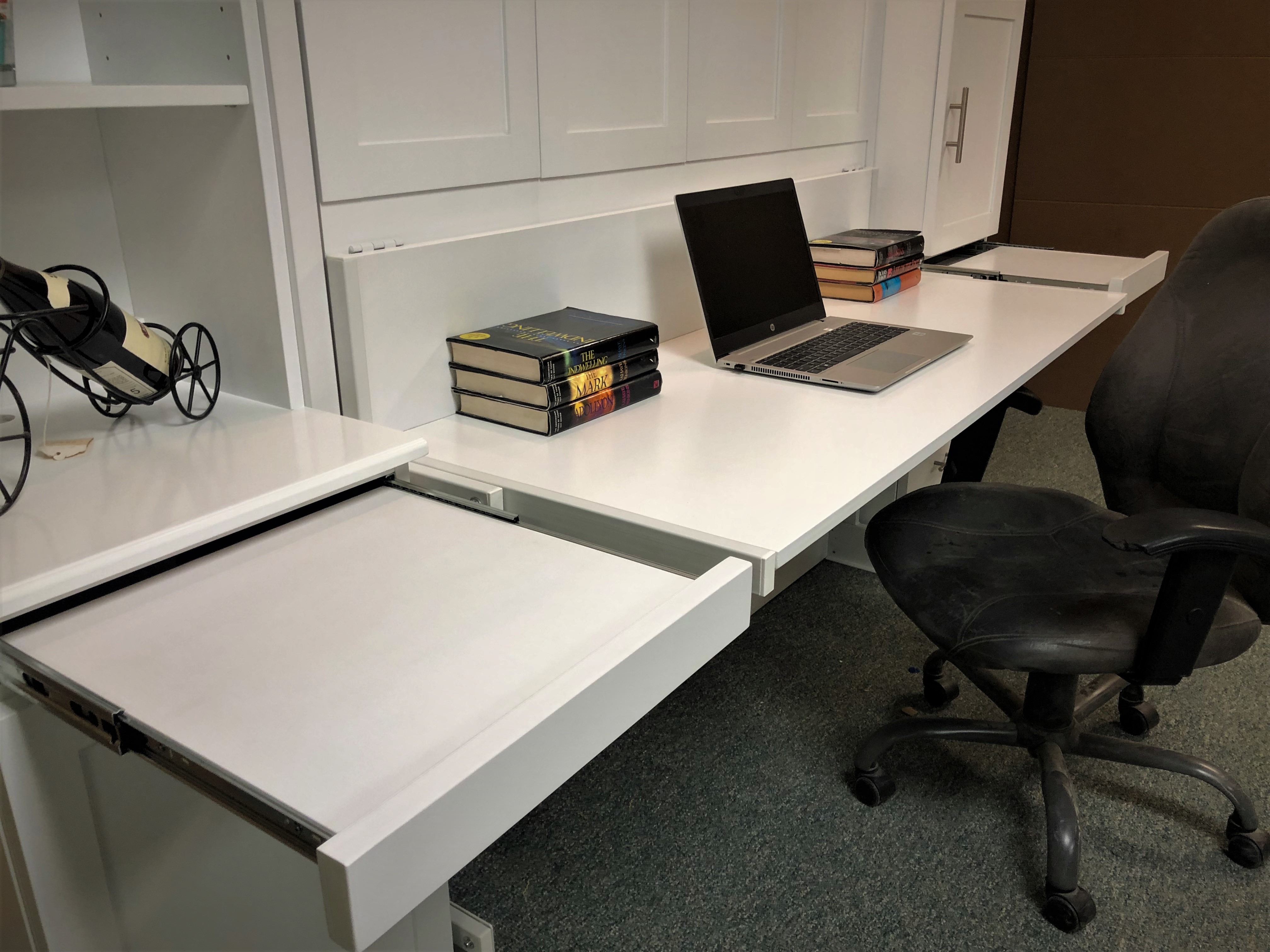 123-0522b Templeton stay level desk