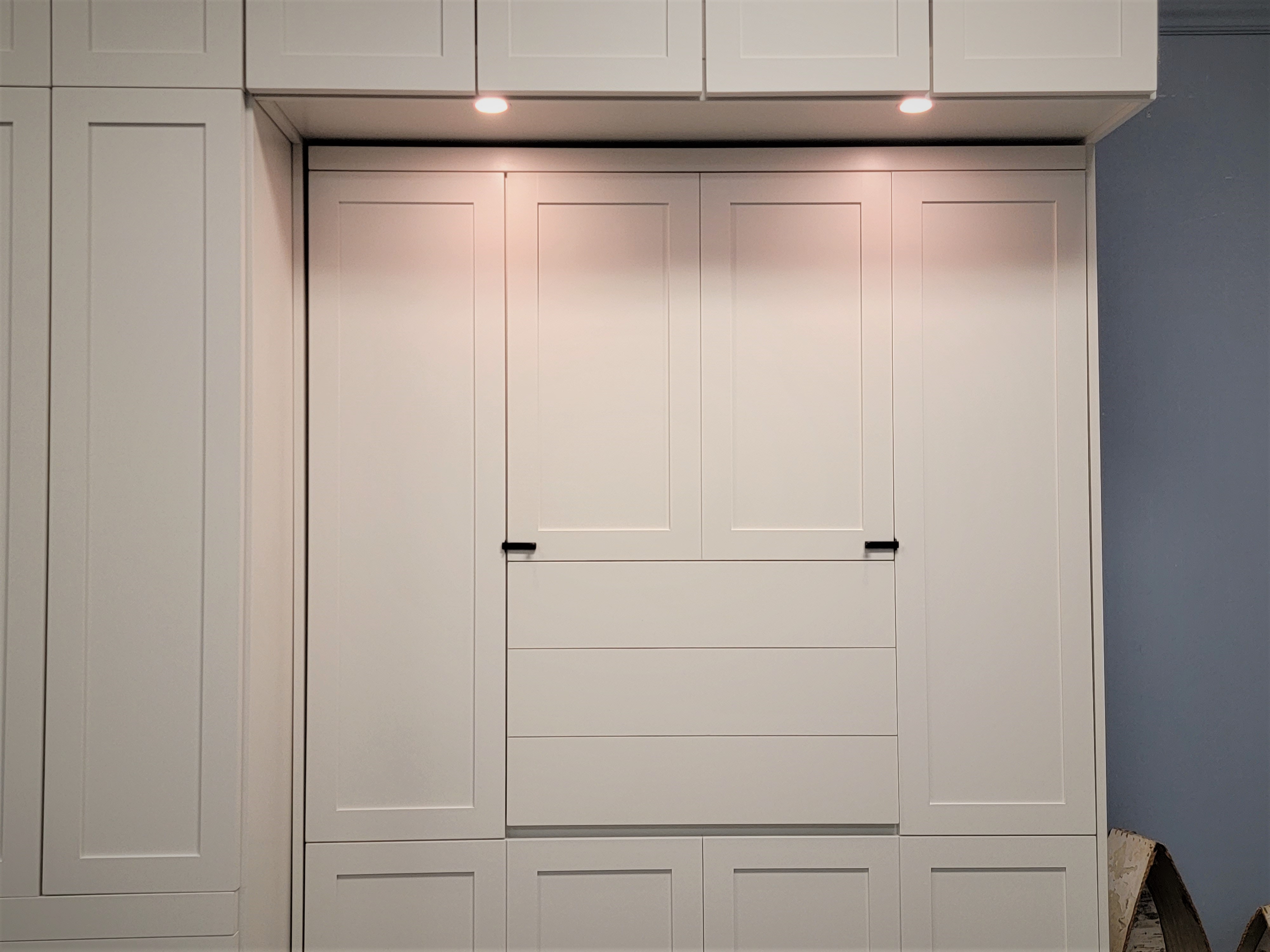 Shaker Murphy Bed LED Outset Murphy Bed Lights