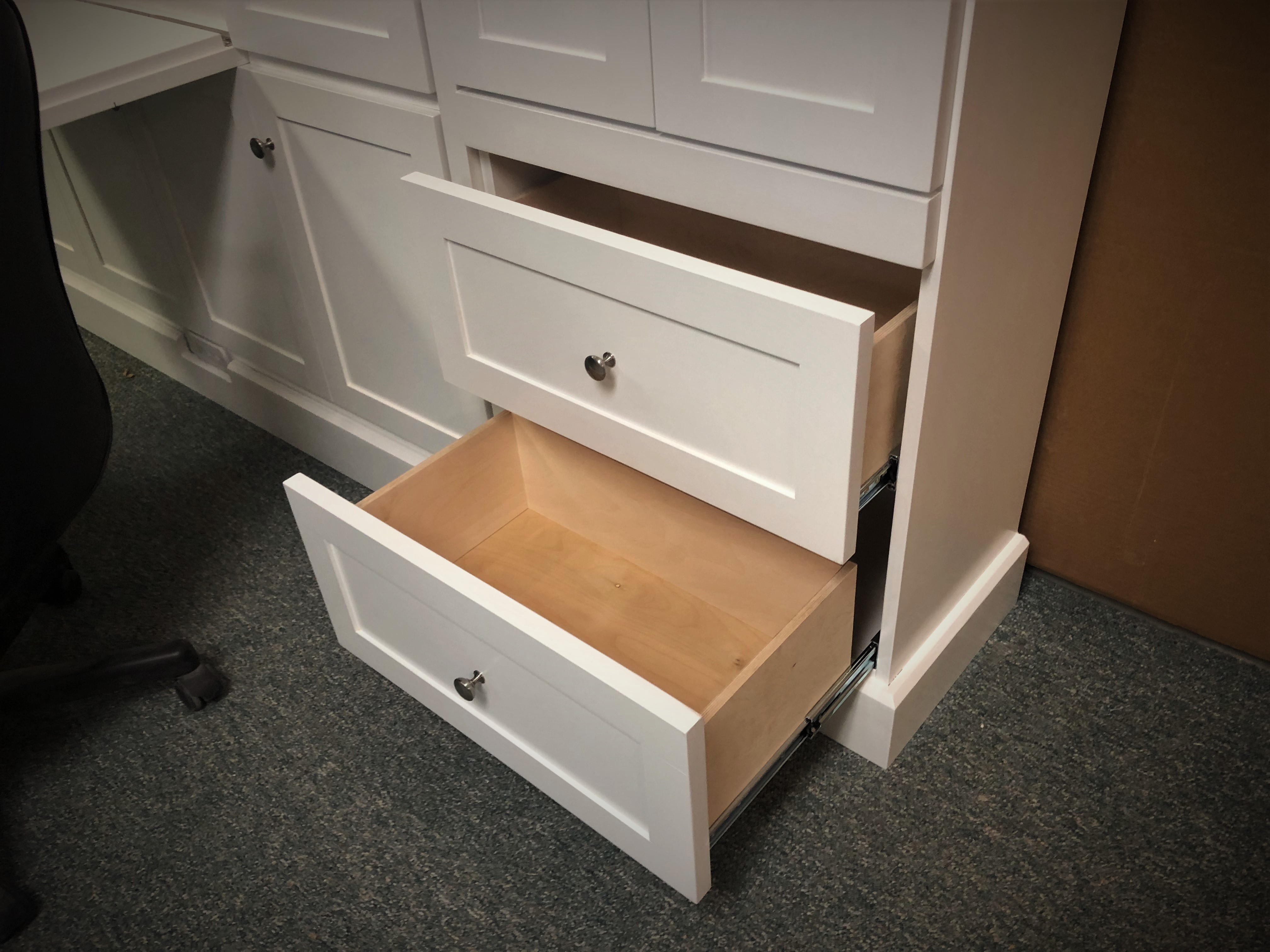 1320-0622 Shaker drawers