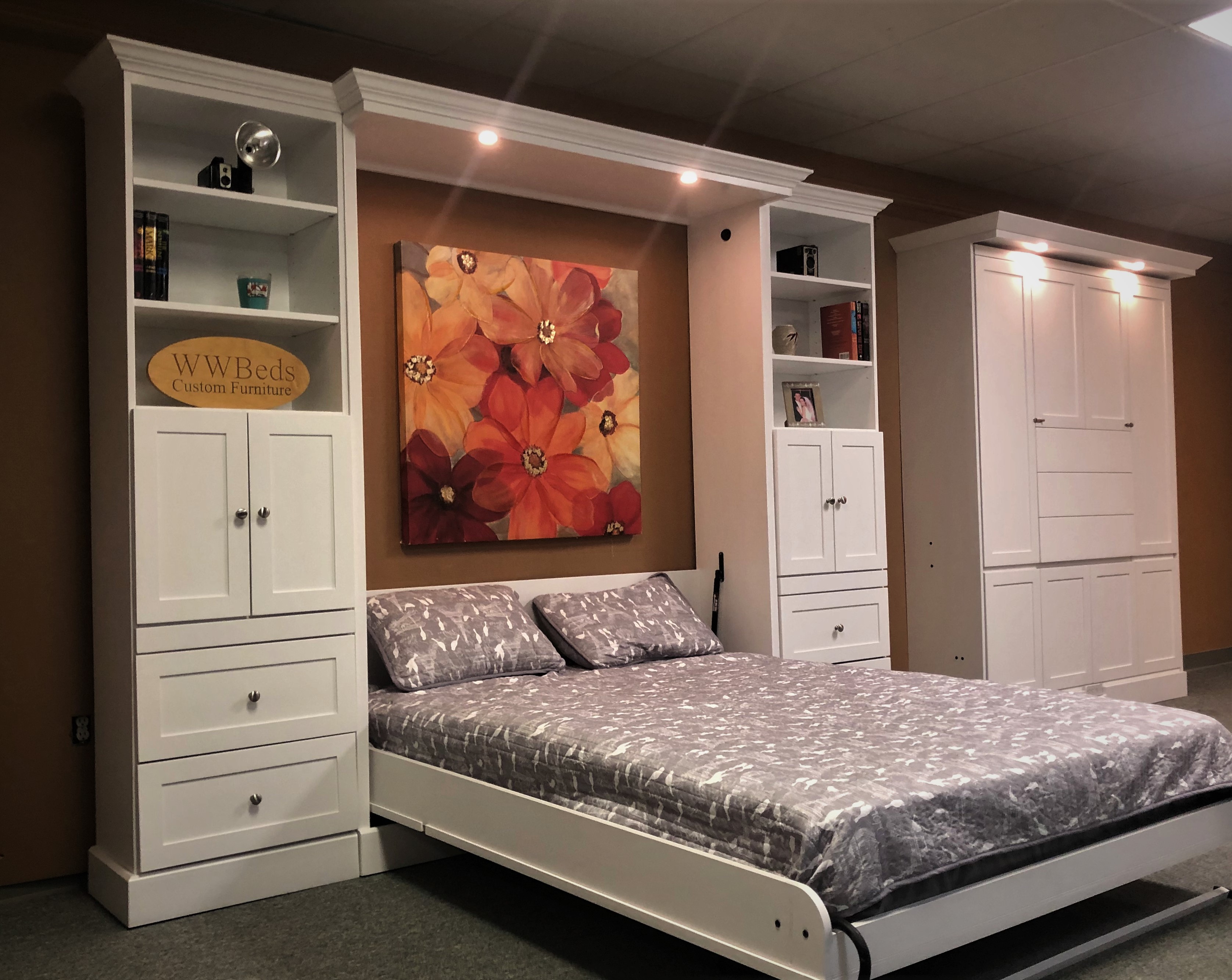 1320-0622 Shaker open from side view