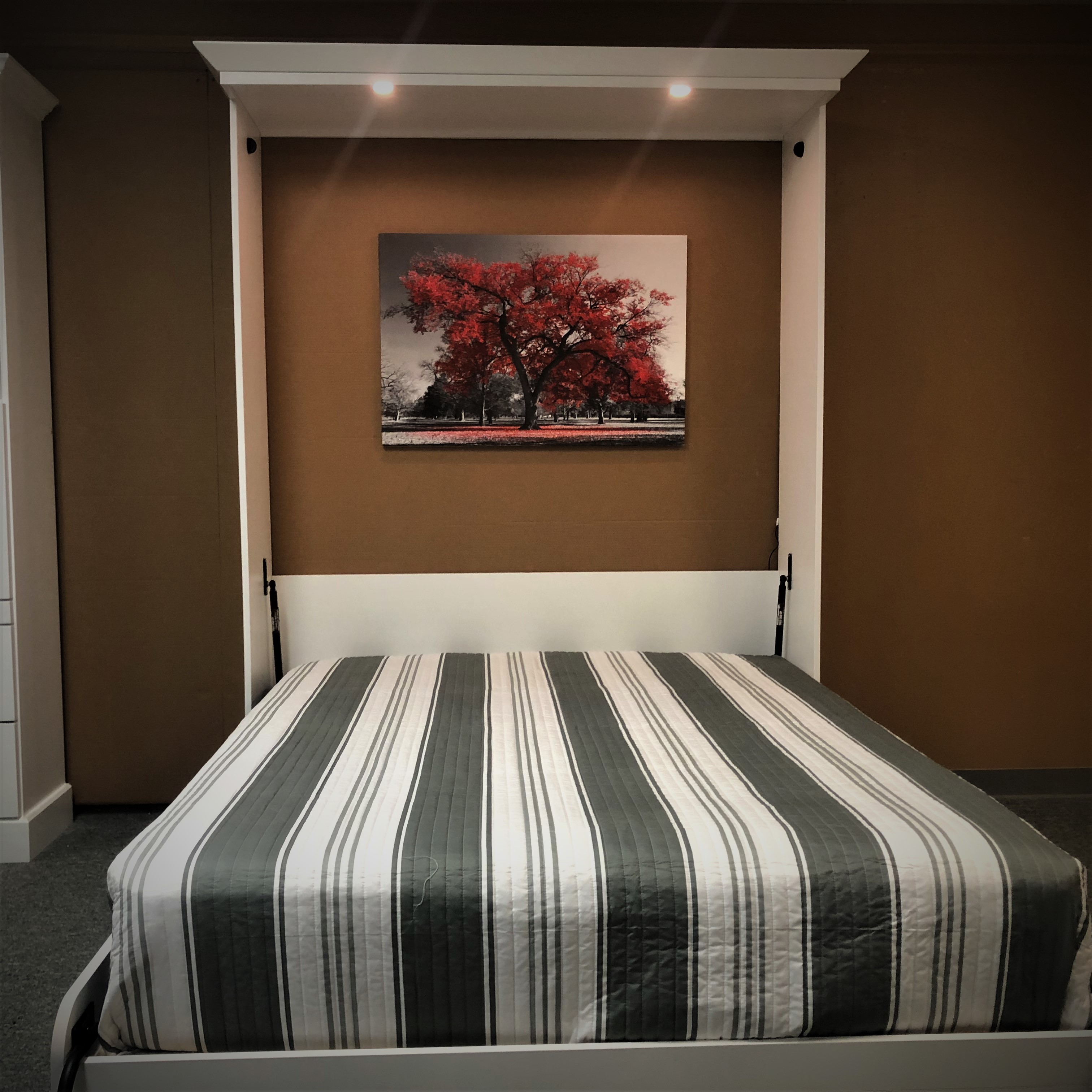 1320-0622b Shaker open from front view